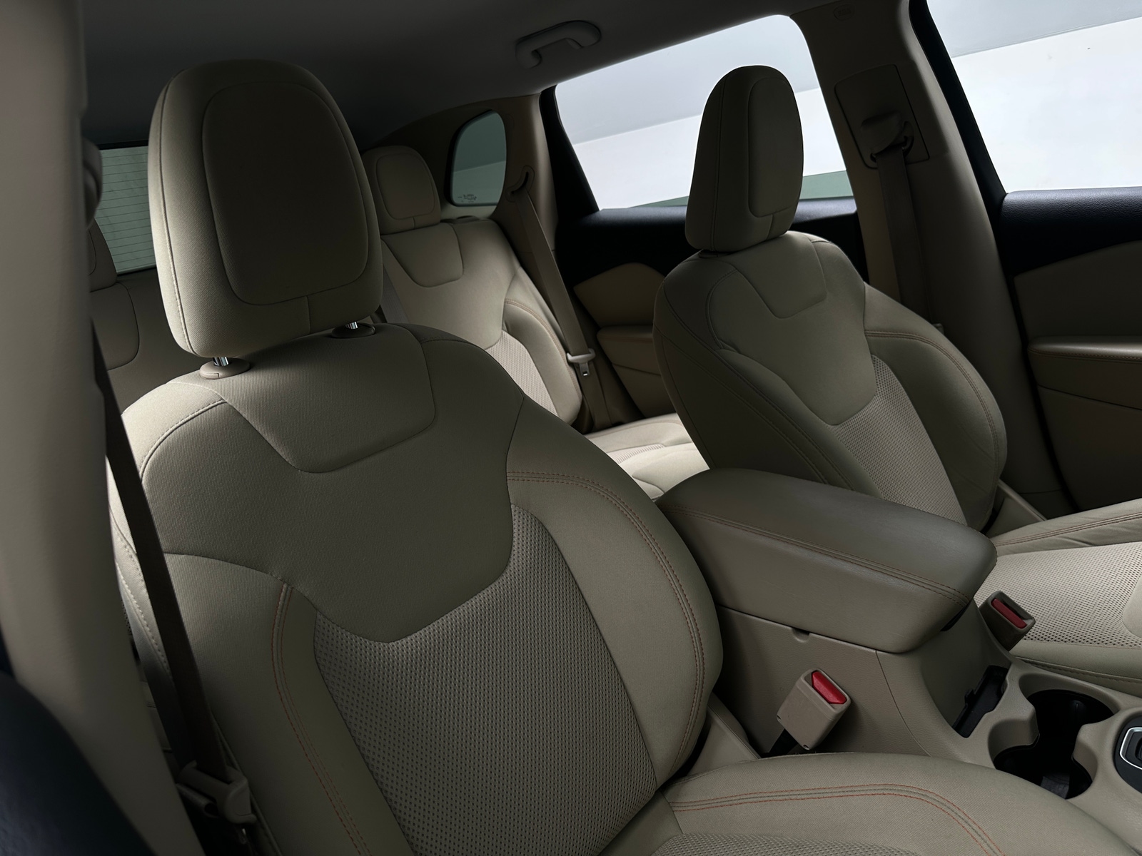 Thumbnail: 2021 Jeep Cherokee - 2
