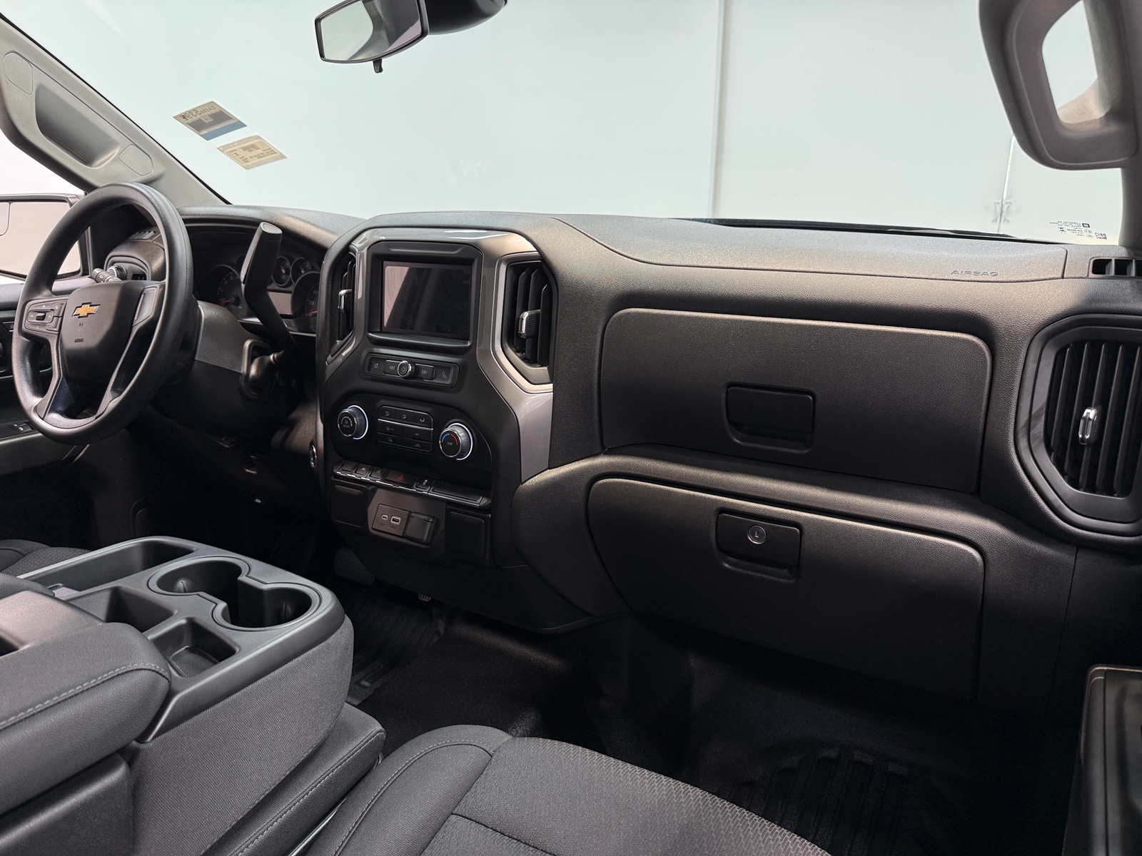 Thumbnail: 2026 Chevrolet Silverado 1500 - 3