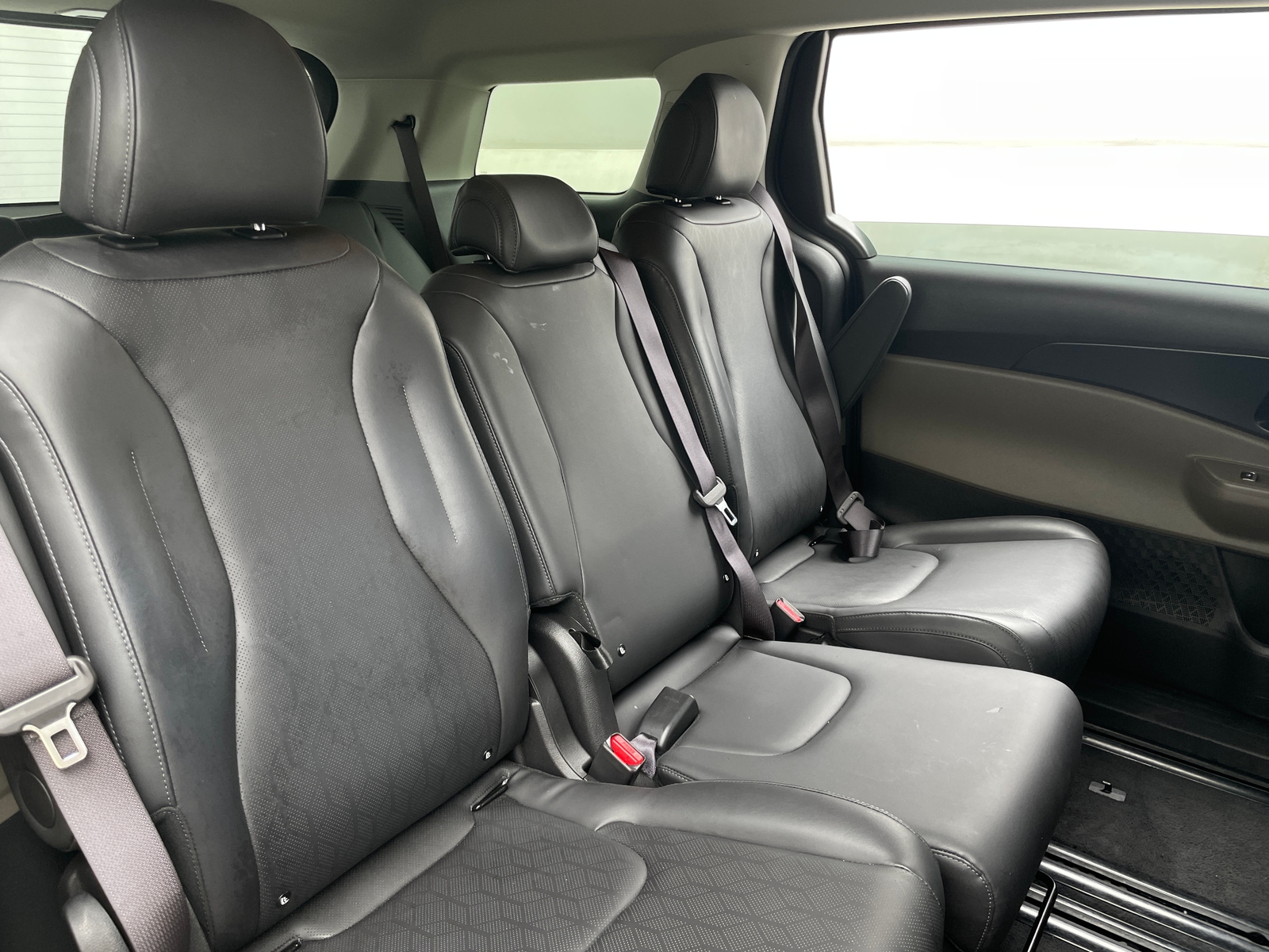 Thumbnail: 2026 Kia Carnival - 5