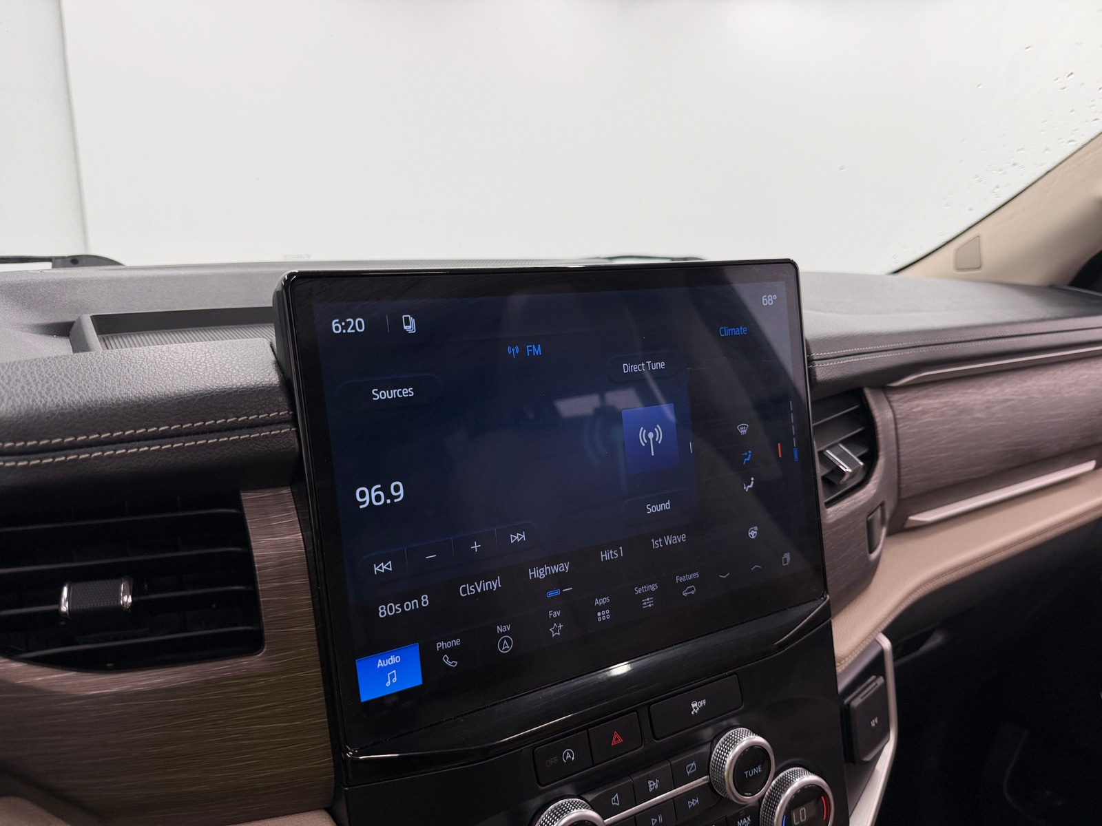 Thumbnail: 2024 Ford Expedition MAX - 3