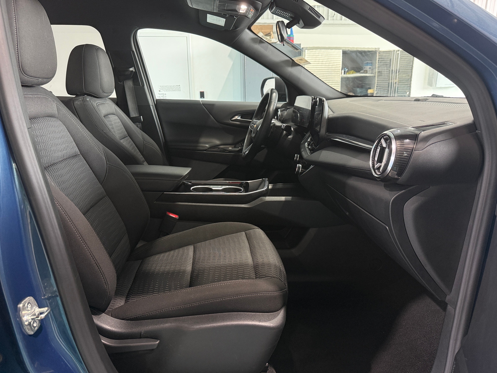 Thumbnail: 2025 Chevrolet Equinox - 2