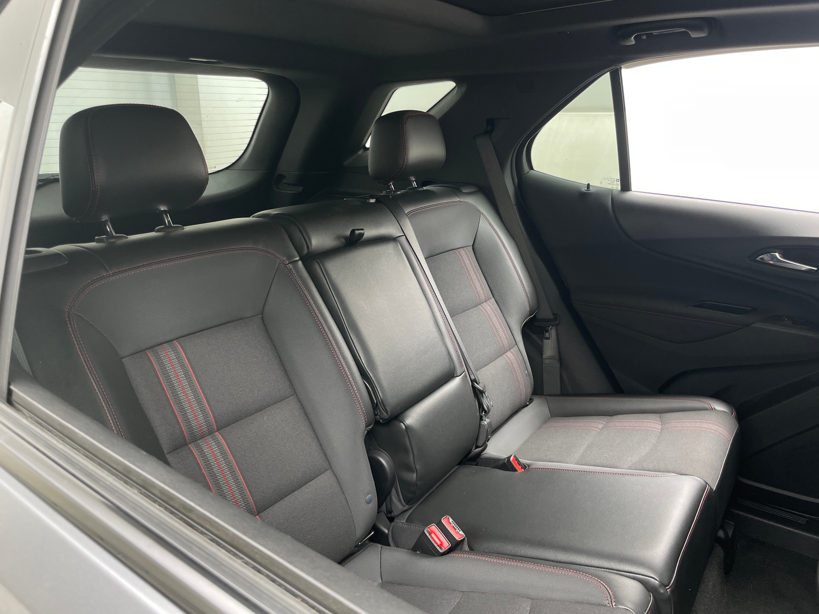Thumbnail: 2022 Chevrolet Equinox - 6