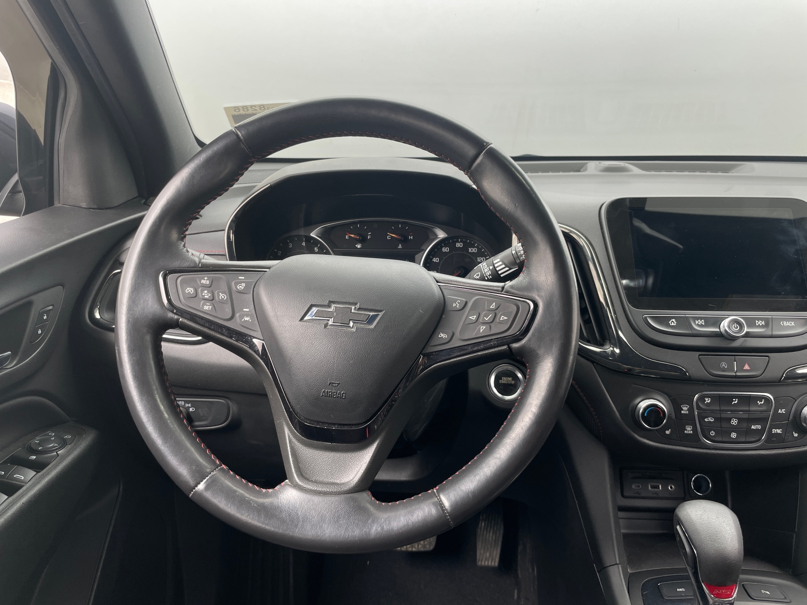 Thumbnail: 2022 Chevrolet Equinox - 5
