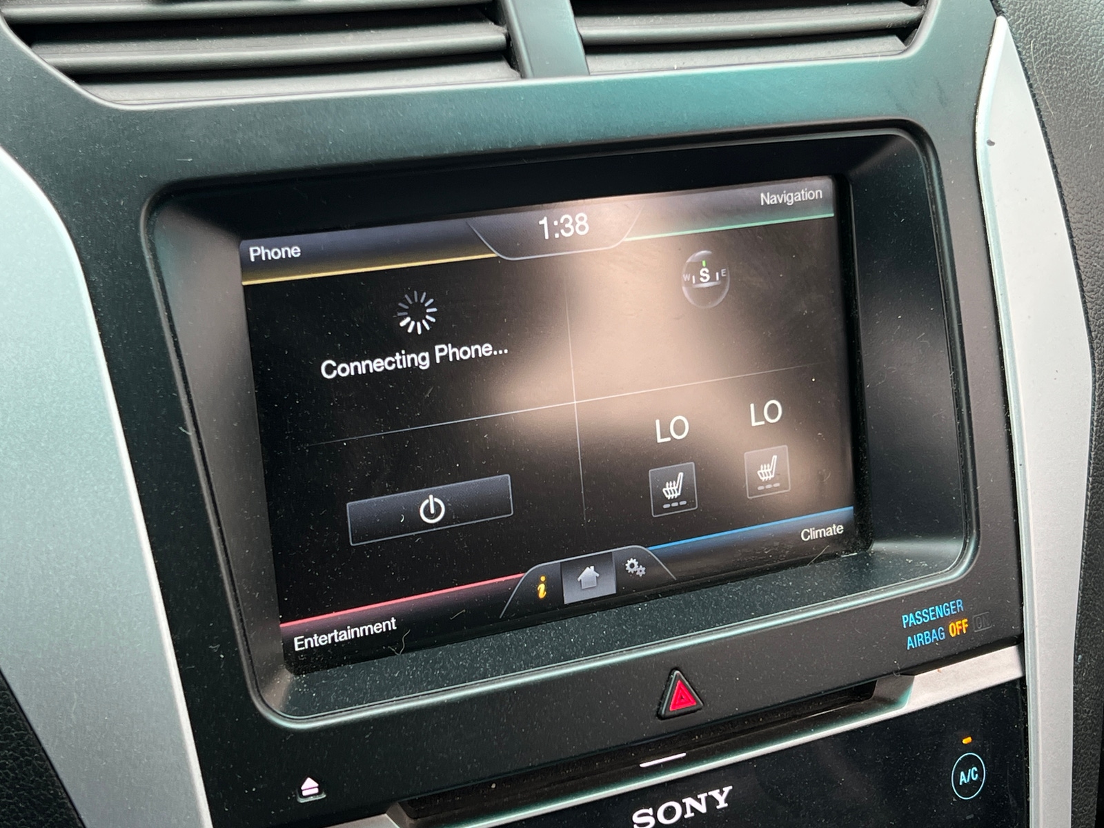 Thumbnail: 2014 Ford Explorer - 3