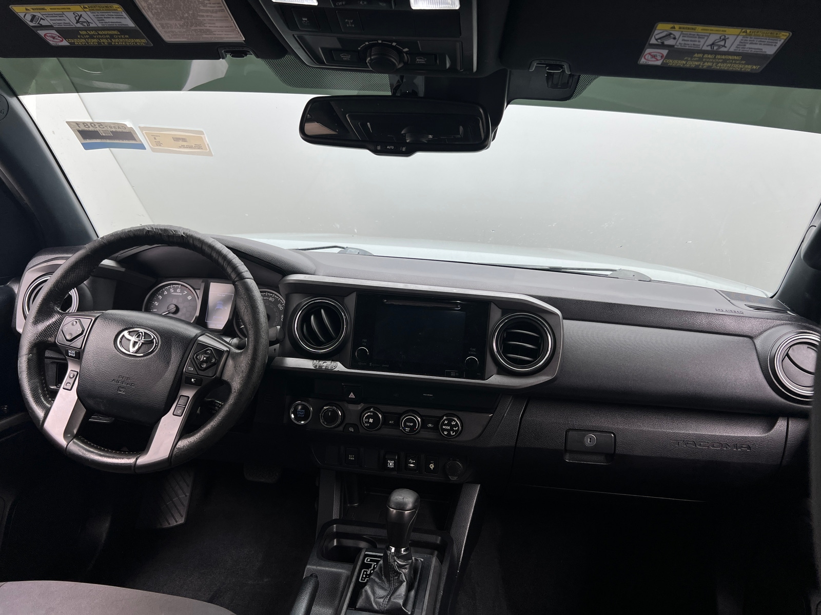 Thumbnail: 2019 Toyota Tacoma - 3