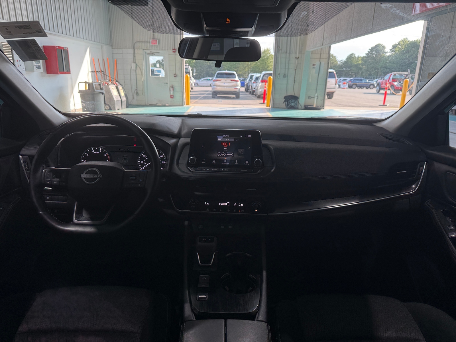 Thumbnail: 2025 Nissan Rogue - 3