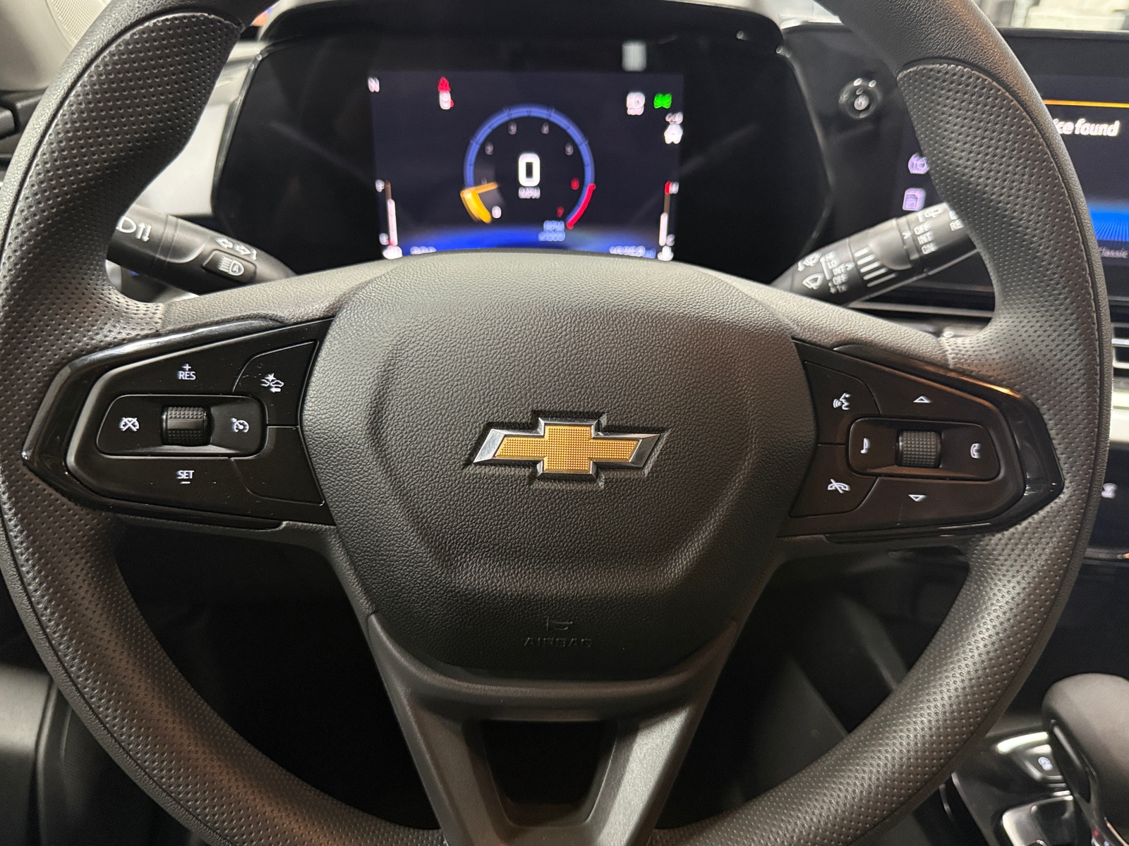 Thumbnail: 2026 Chevrolet Trax - 4