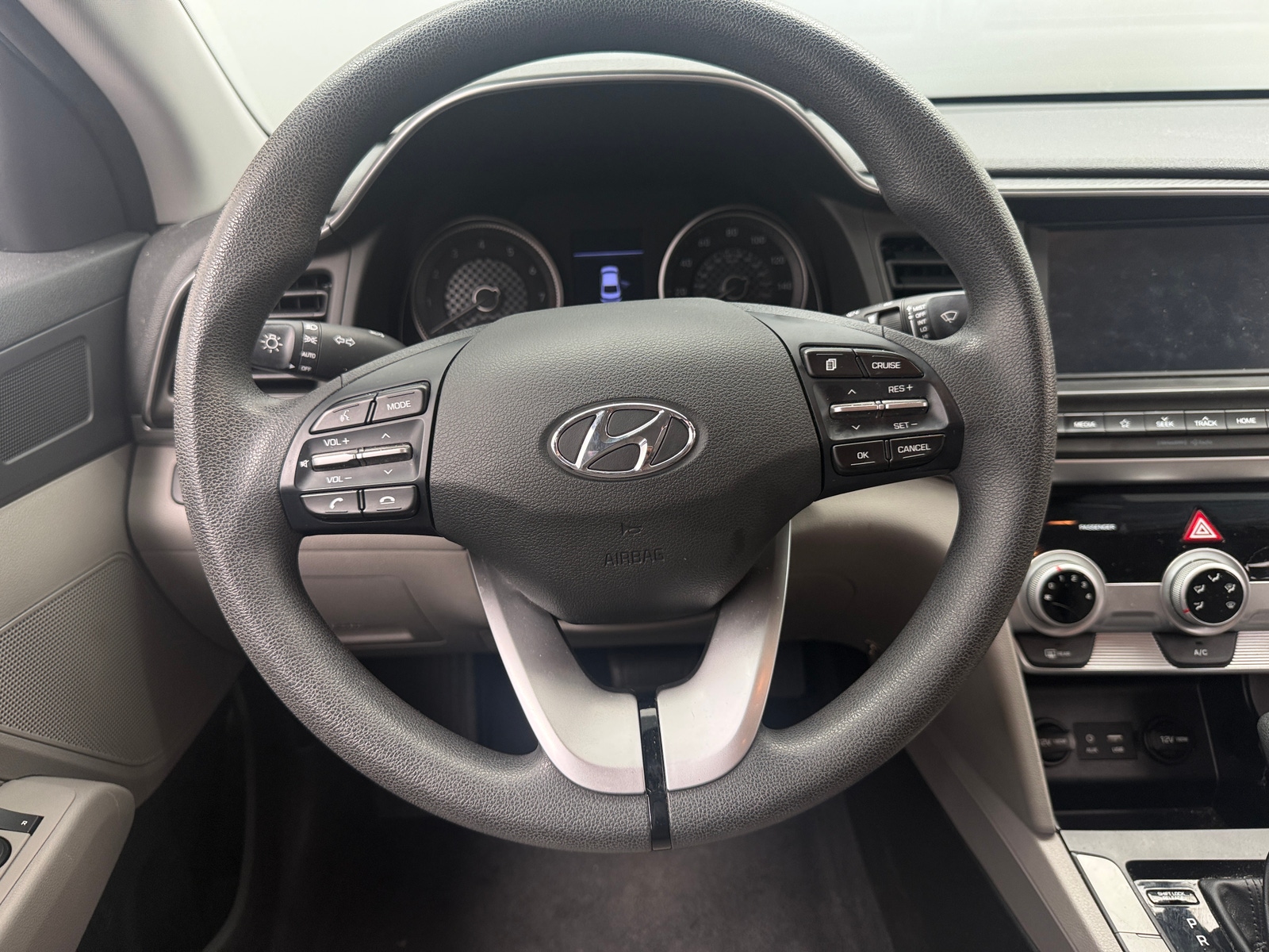 Thumbnail: 2019 Hyundai Elantra - 5