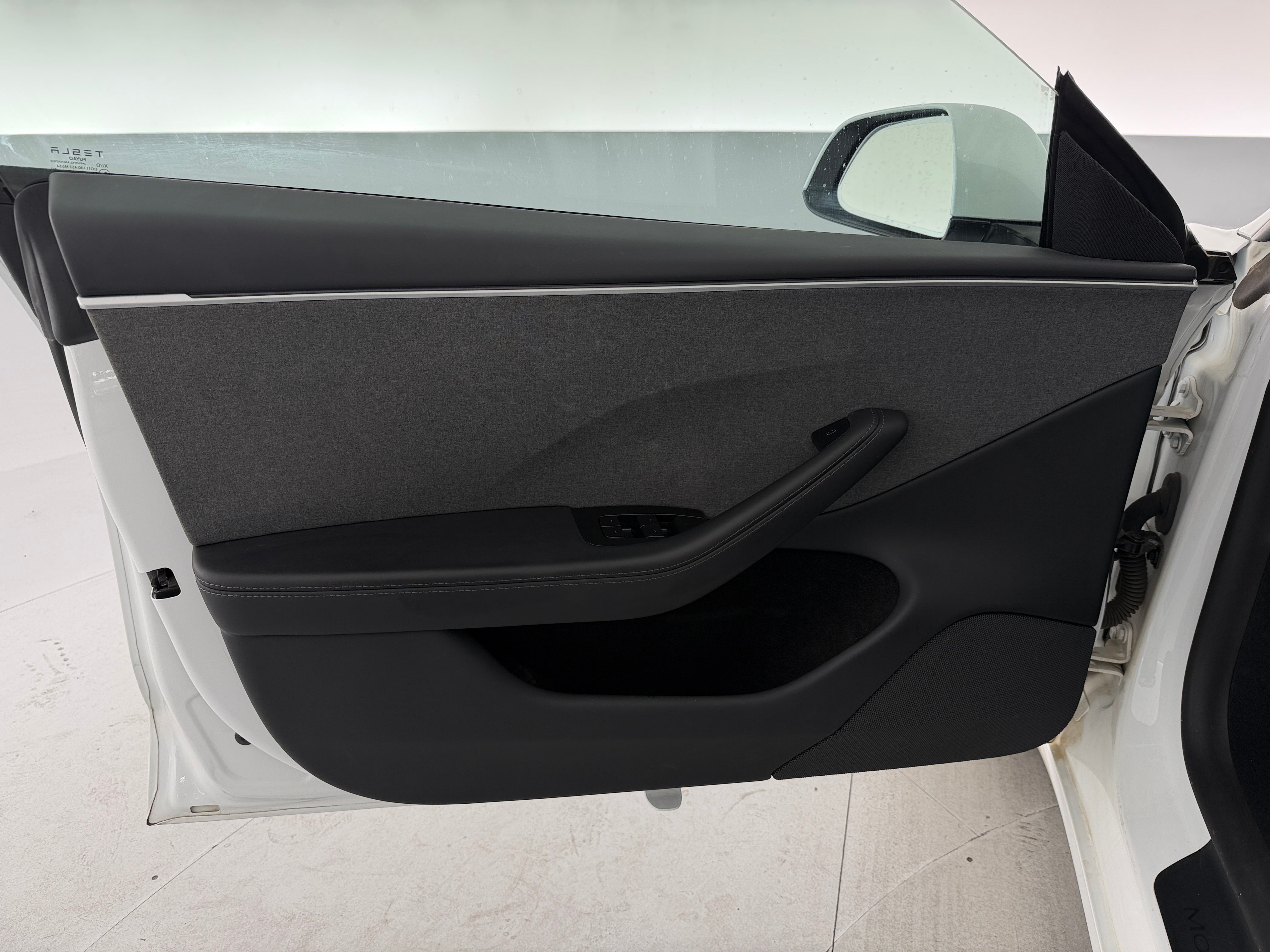 Used 2025 Tesla Model 3 Long Range with VIN 5YJ3E1EA1SF994023 for sale in Pewaukee, WI