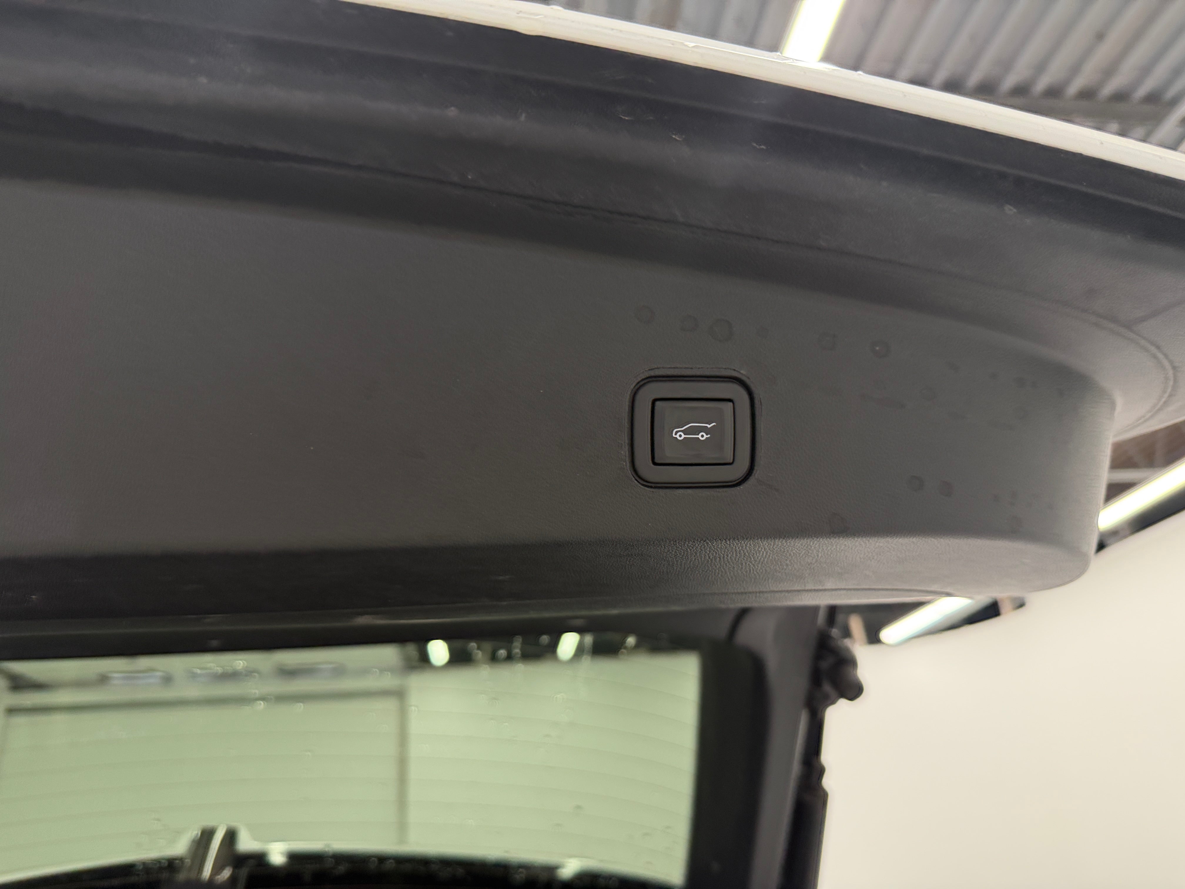 Used 2024 Cadillac LYRIQ Tech with VIN 1GYKPMRL7RZ103184 for sale in Auburn, WA