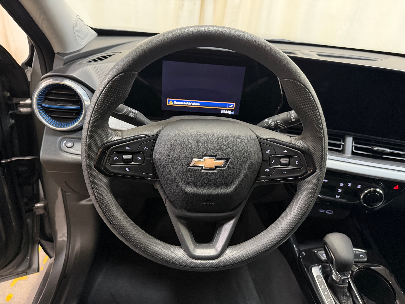 Thumbnail: 2025 Chevrolet Trax - 4