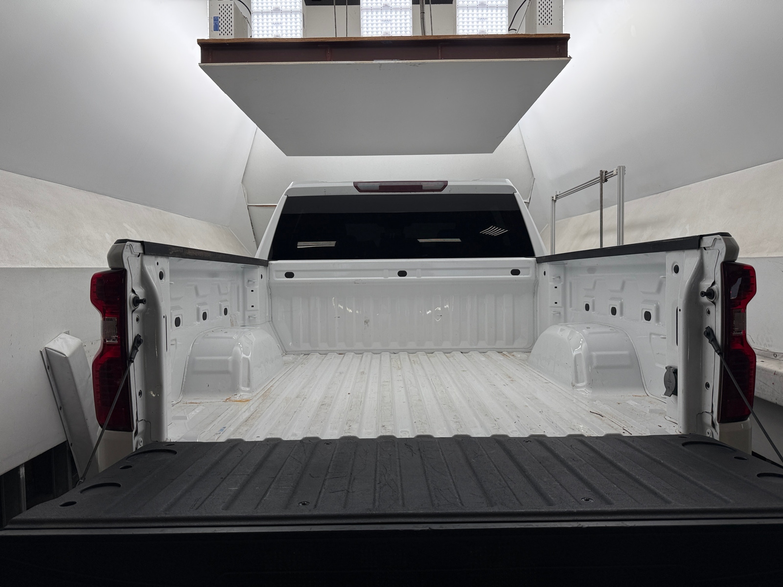 Thumbnail: 2023 Chevrolet Silverado 1500 - 7