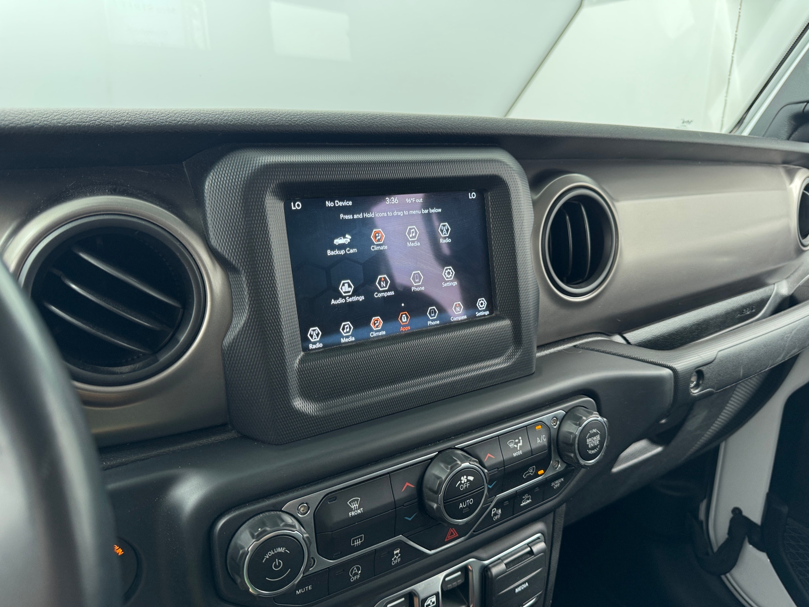 Thumbnail: 2020 Jeep Gladiator - 4