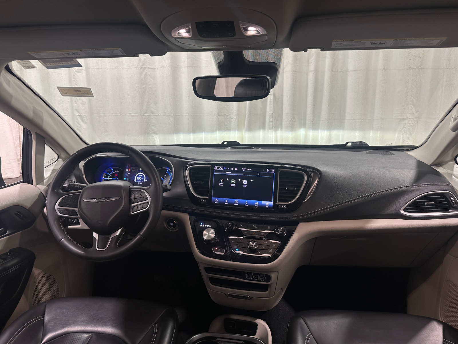 Thumbnail: 2023 Chrysler Pacifica - 2