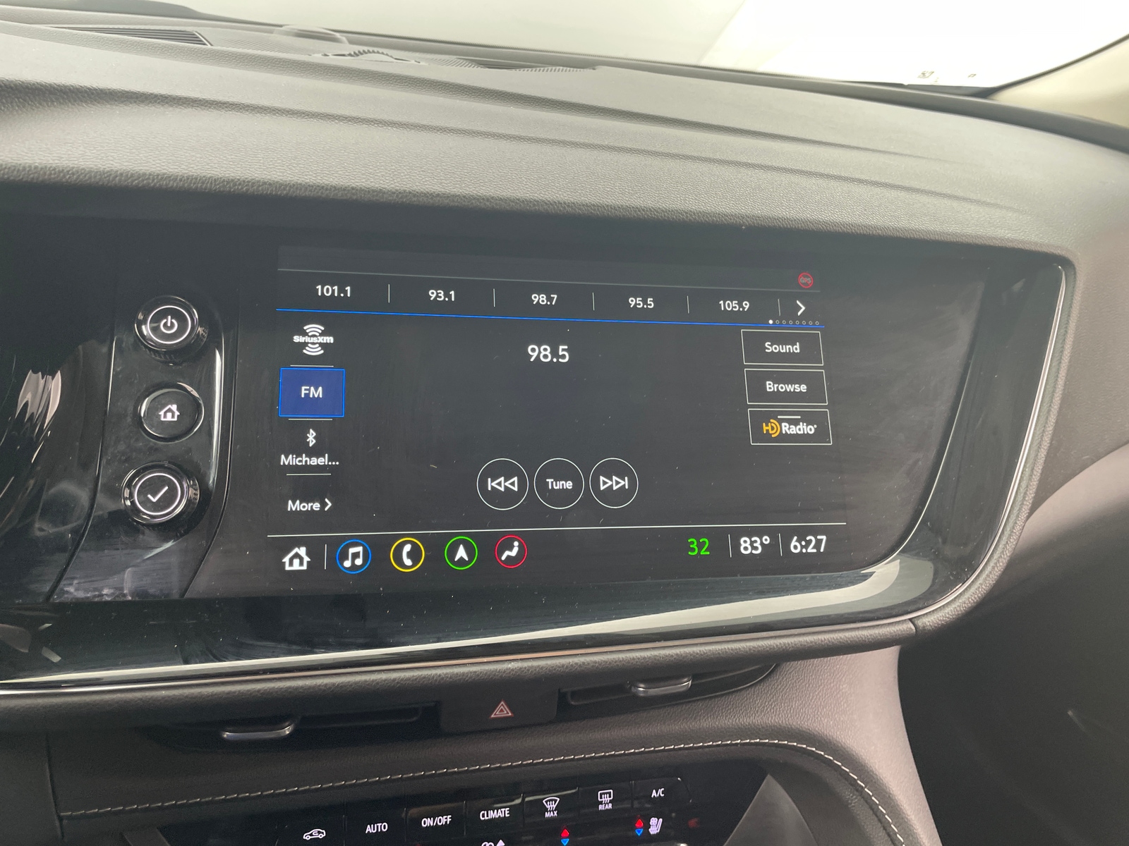 Thumbnail: 2023 Buick Envision - 3