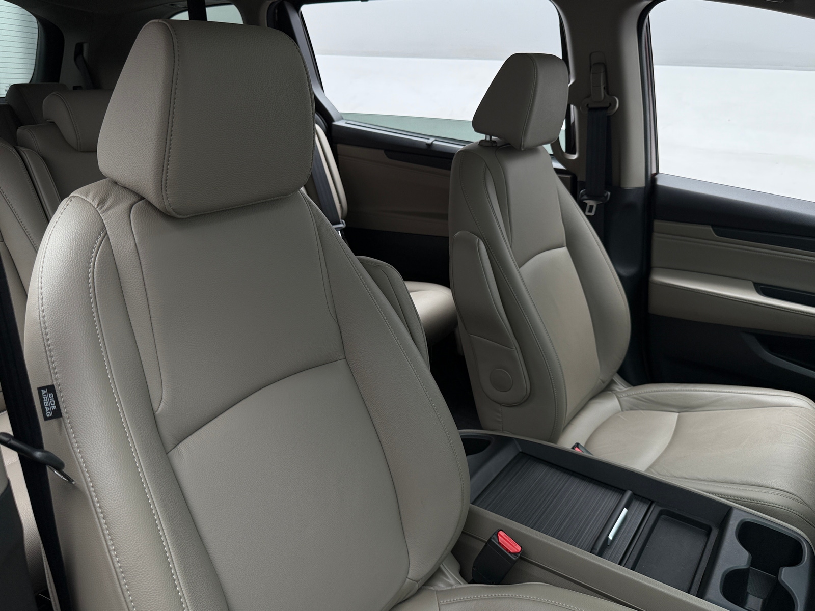 Thumbnail: 2019 Honda Odyssey - 2