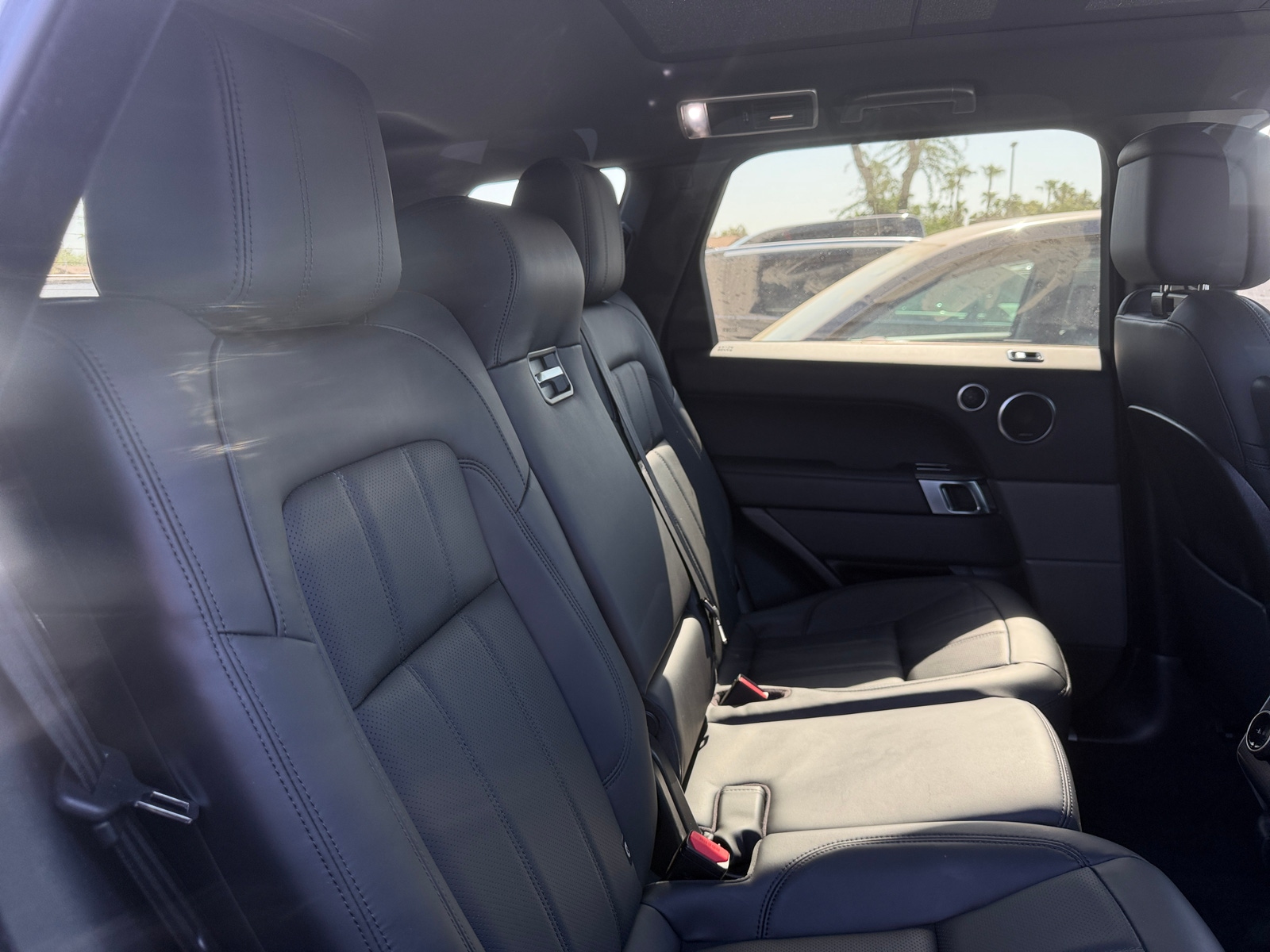 Thumbnail: 2020 Land Rover Range Rover Sport - 5