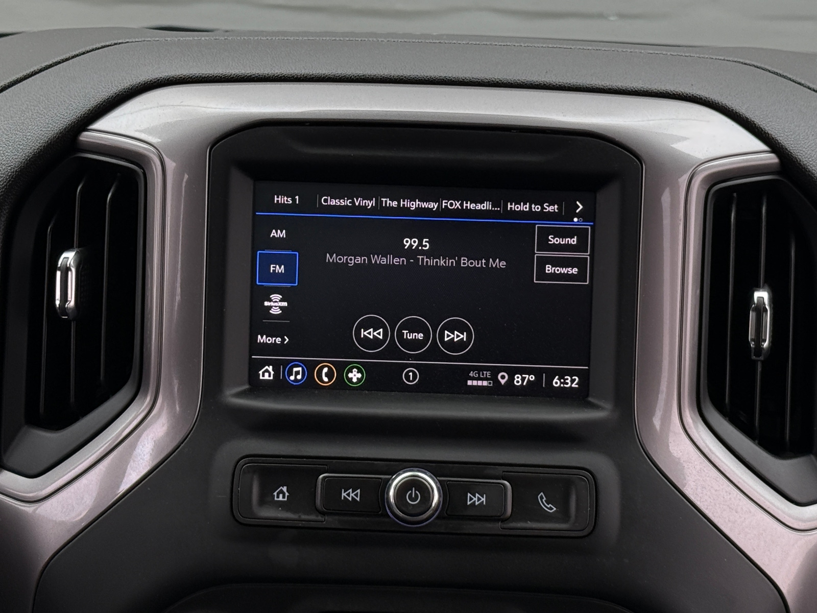 Thumbnail: 2023 Chevrolet Silverado 1500 - 4