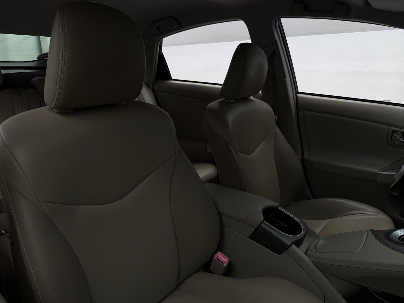 Thumbnail: 2012 Toyota Prius - 2