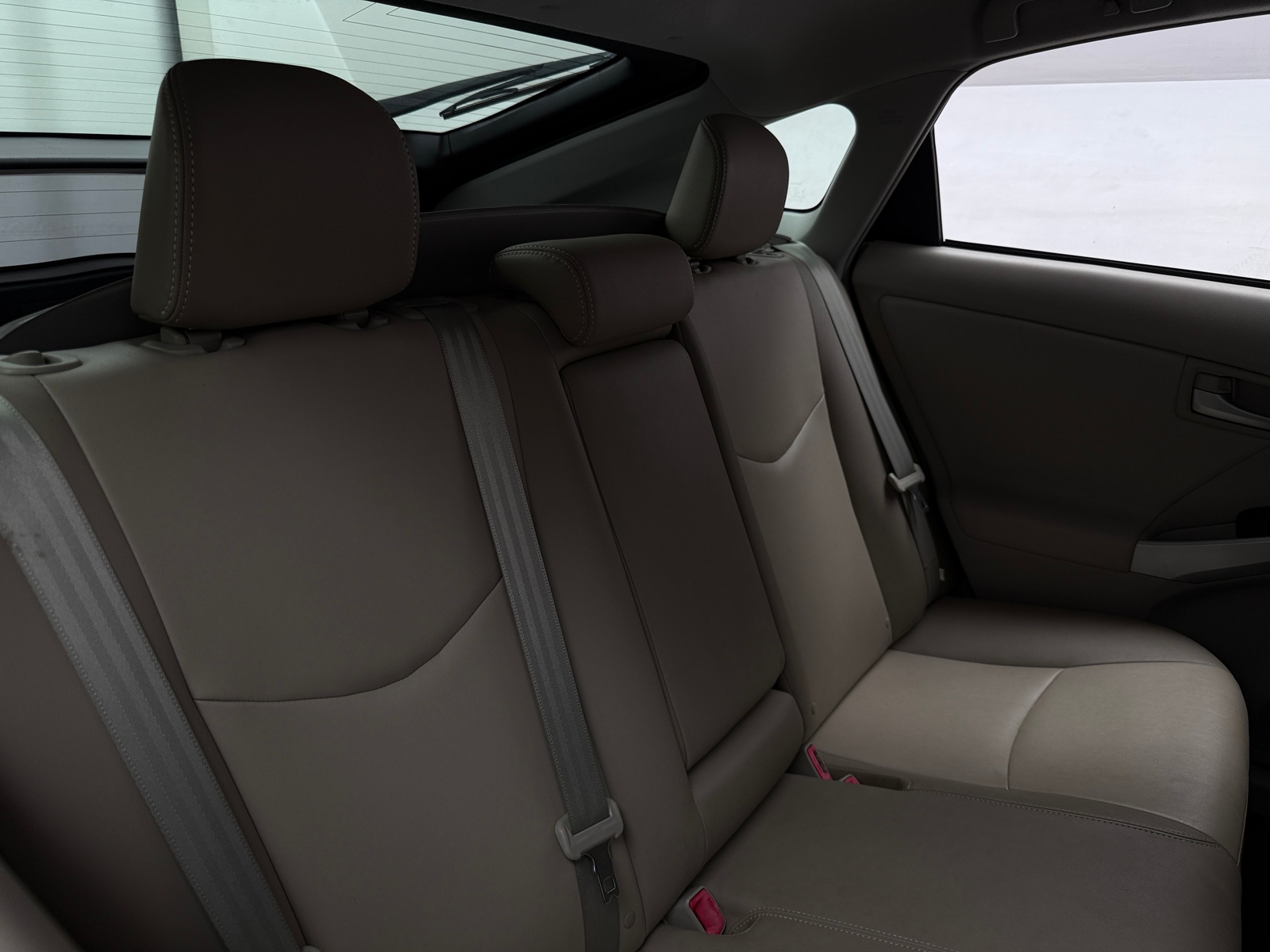 Thumbnail: 2012 Toyota Prius - 6