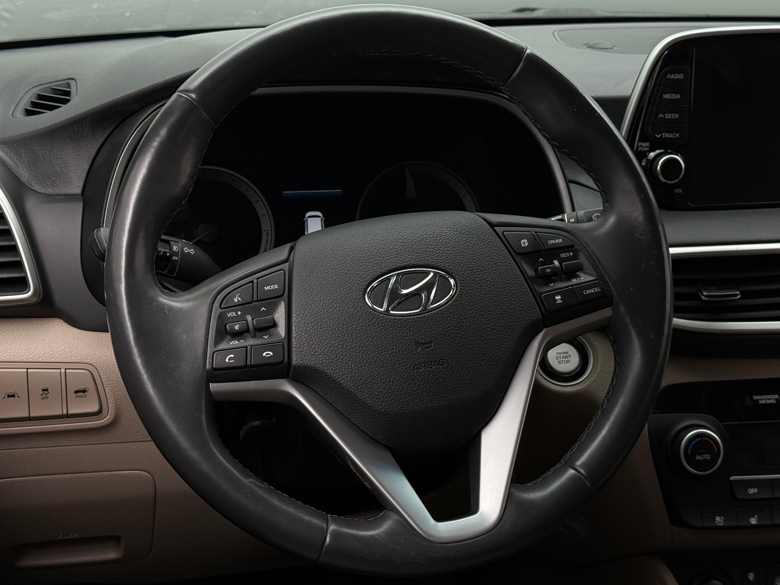 Thumbnail: 2021 Hyundai Tucson - 4