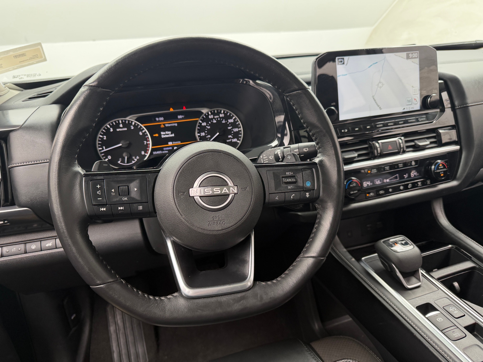 Thumbnail: 2023 Nissan Pathfinder - 4