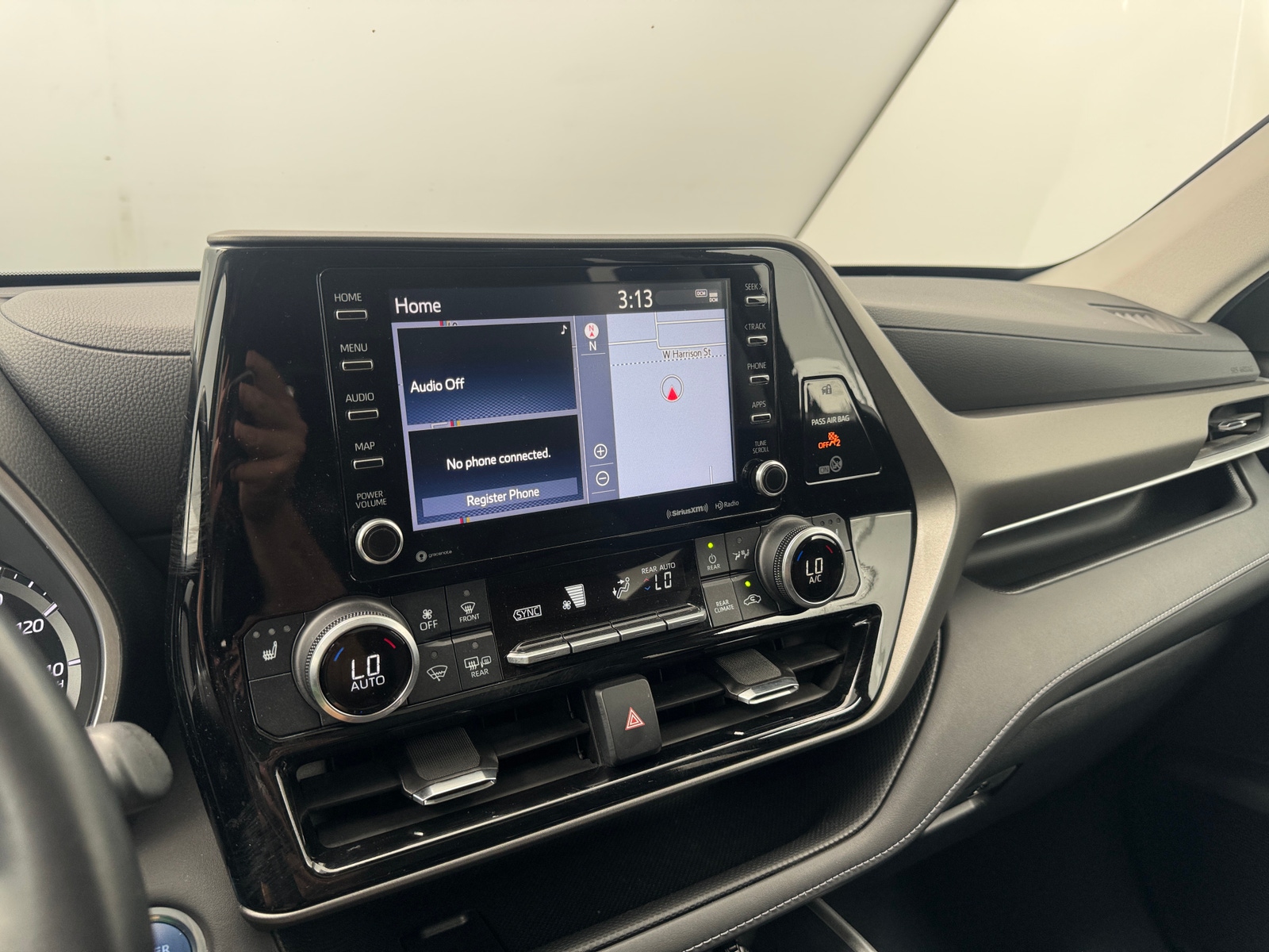 Thumbnail: 2021 Toyota Highlander - 3