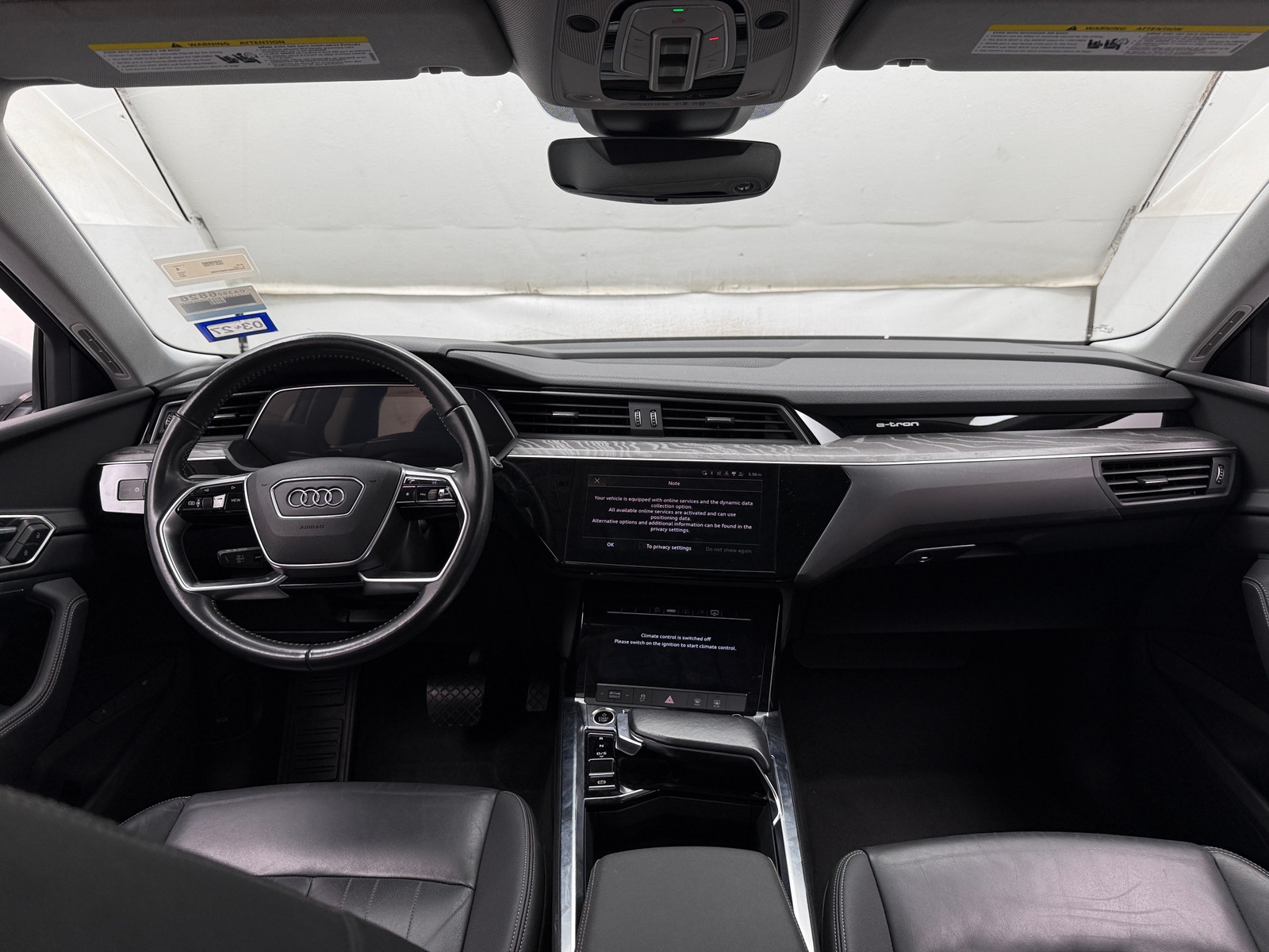 Thumbnail: 2021 Audi e-tron - 2