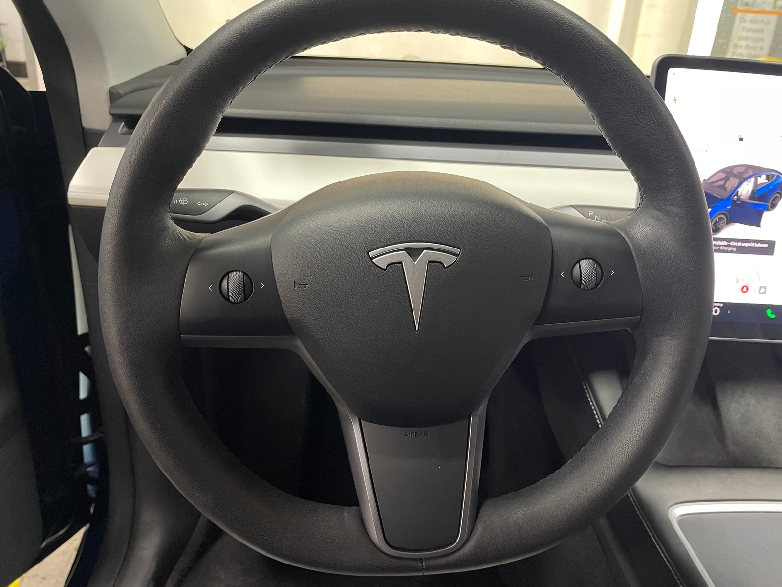 Thumbnail: 2022 Tesla Model Y - 4