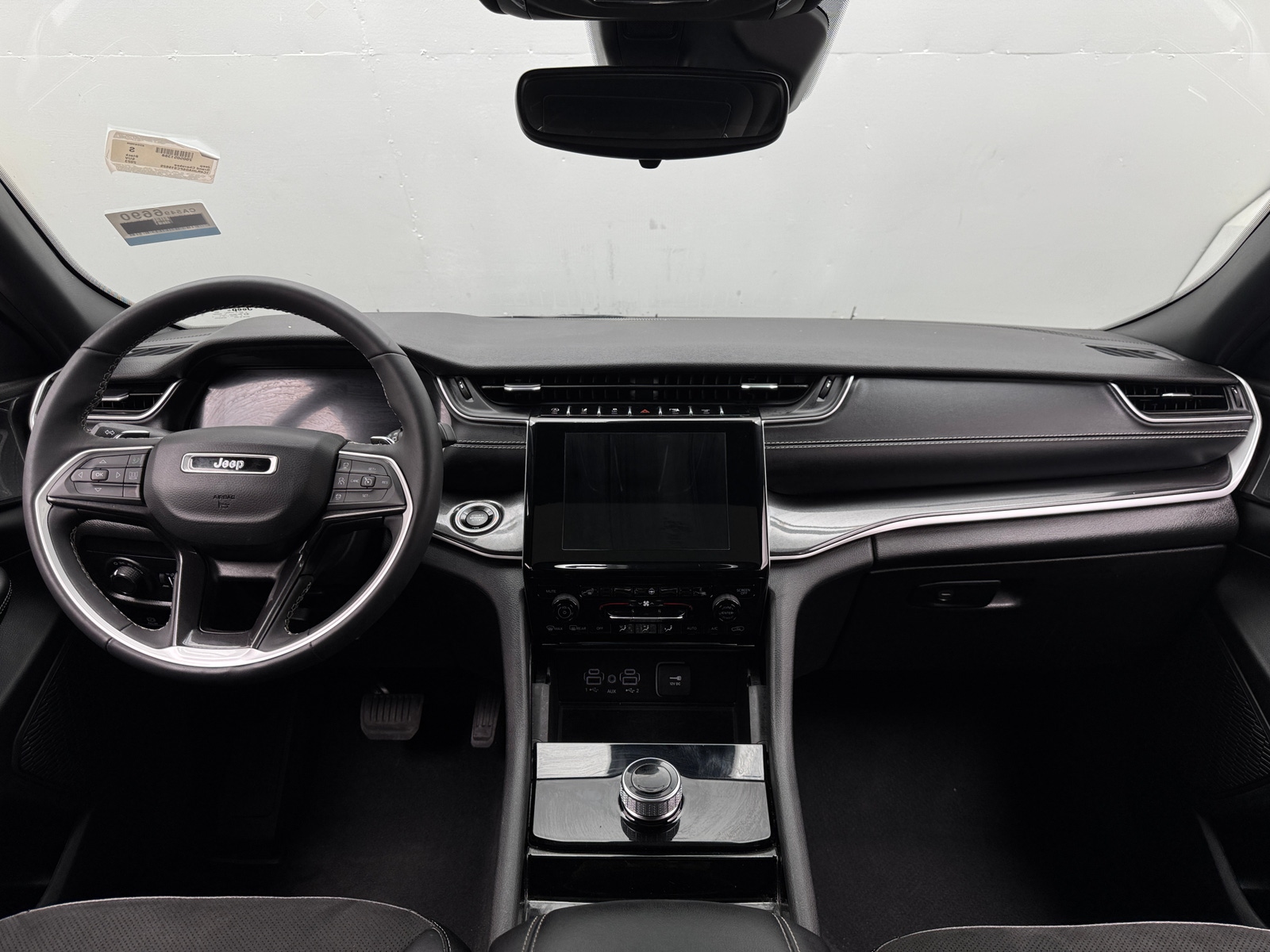 Thumbnail: 2023 Jeep Grand Cherokee - 3