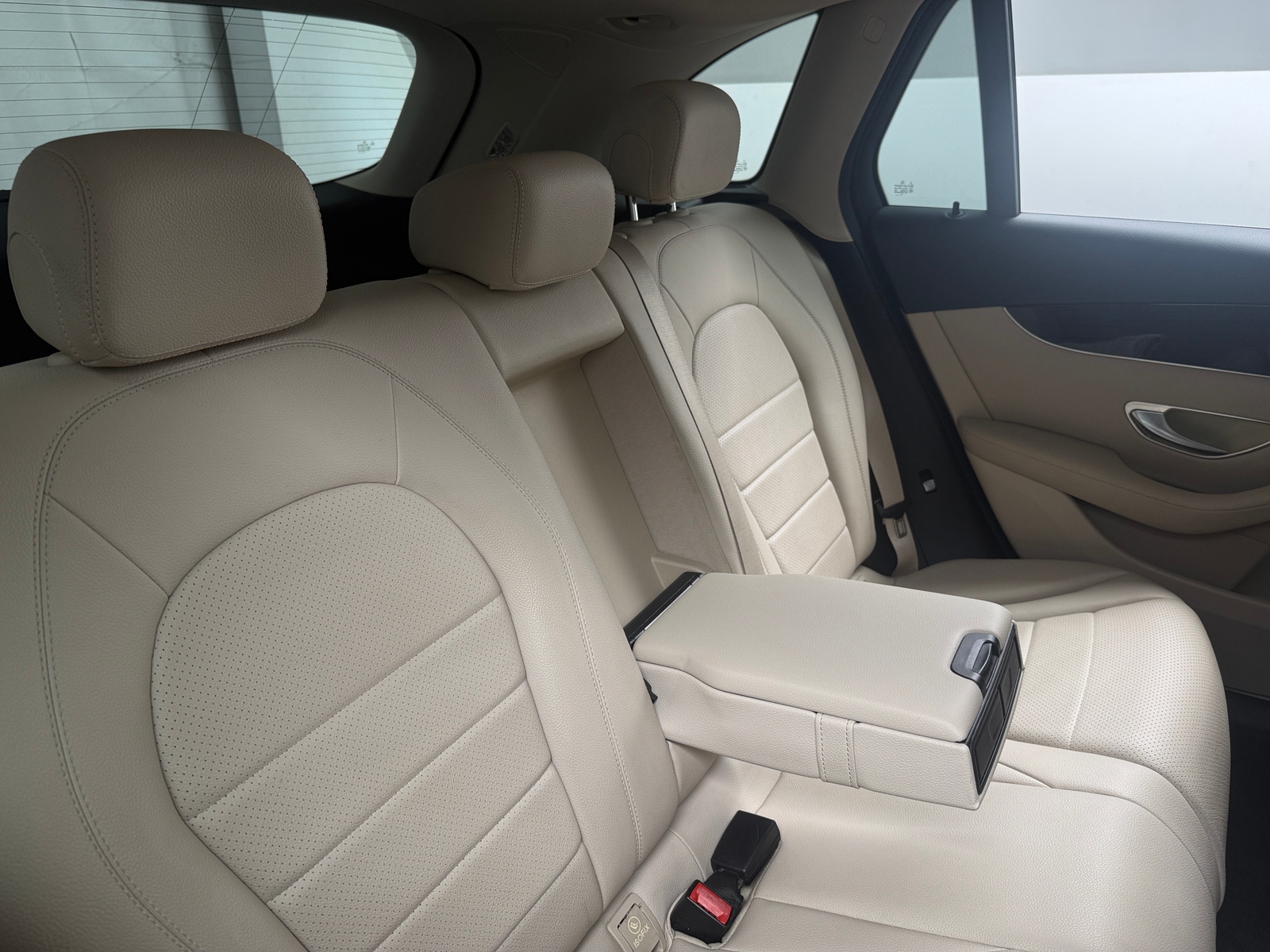 Thumbnail: 2016 Mercedes-Benz GLC - 5