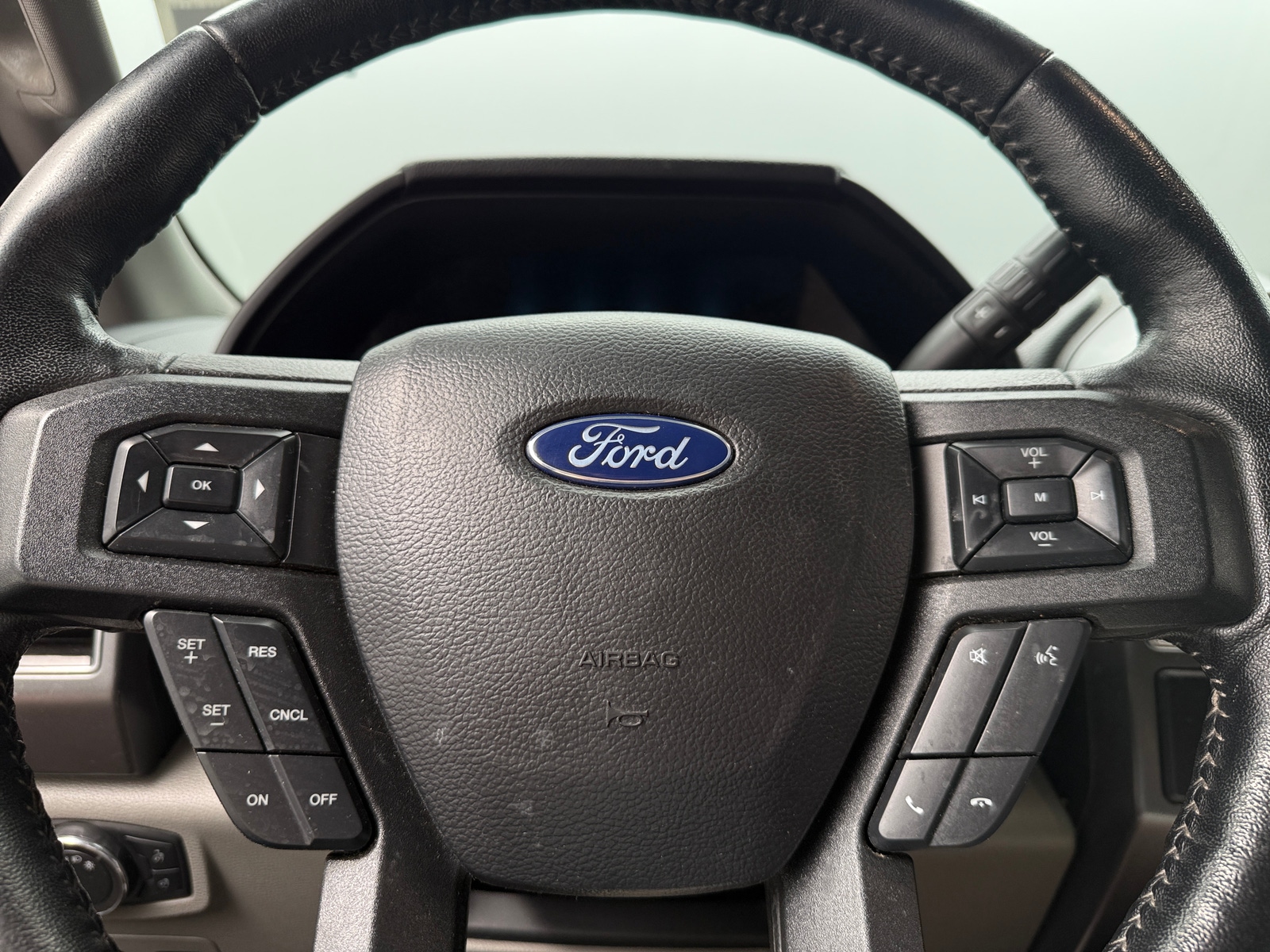 Thumbnail: 2020 Ford Econoline - 5