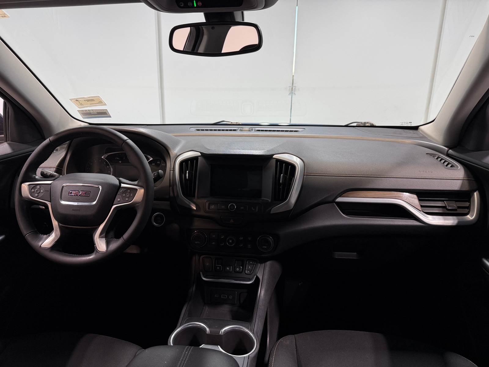 Thumbnail: 2019 GMC Terrain - 3