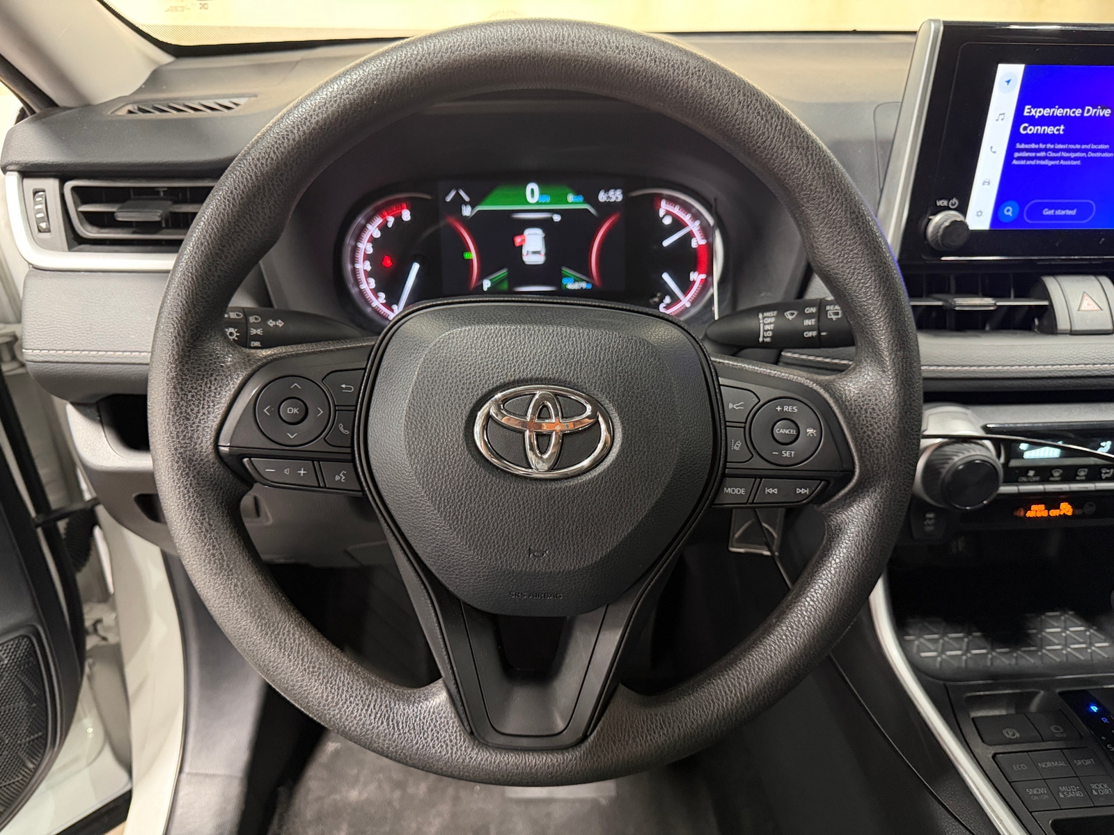 Thumbnail: 2025 Toyota RAV4 - 5