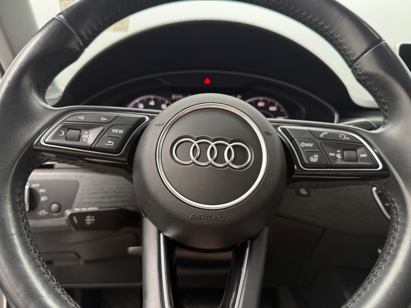 Thumbnail: 2018 Audi A4 - 4