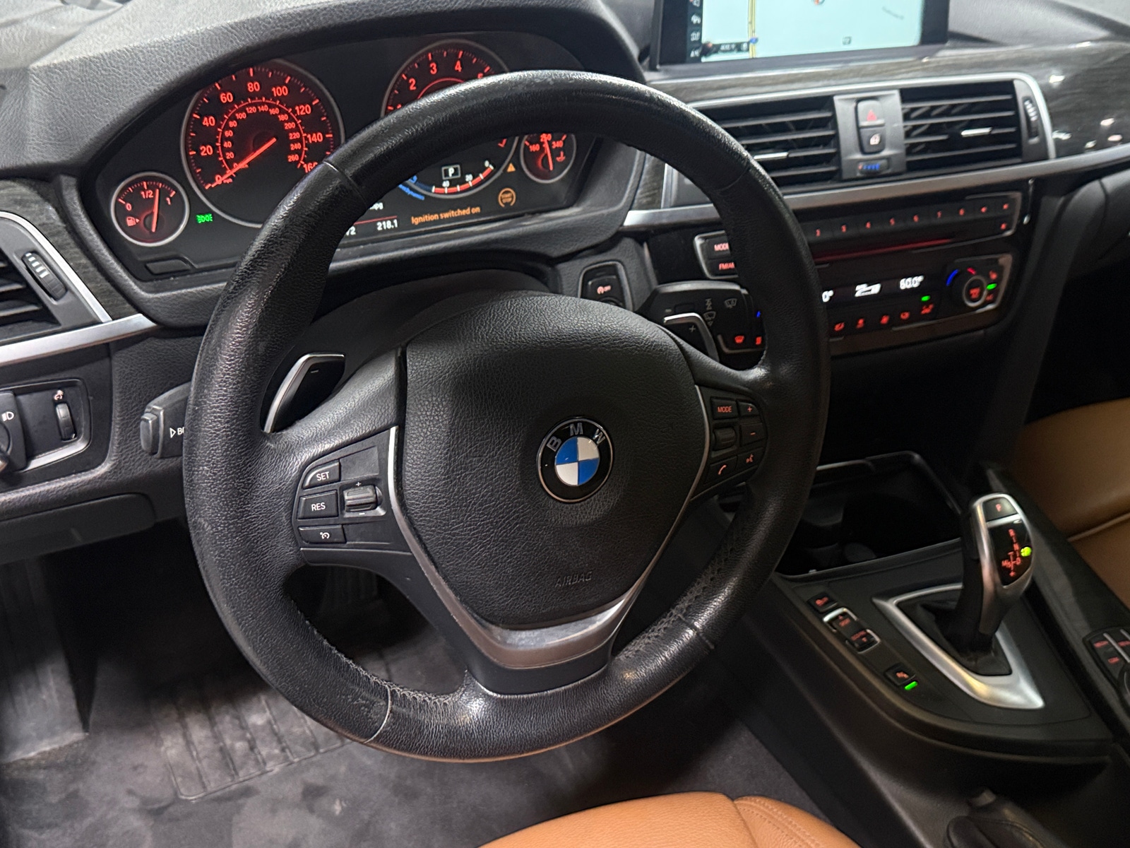 Thumbnail: 2017 BMW 3 Series - 4