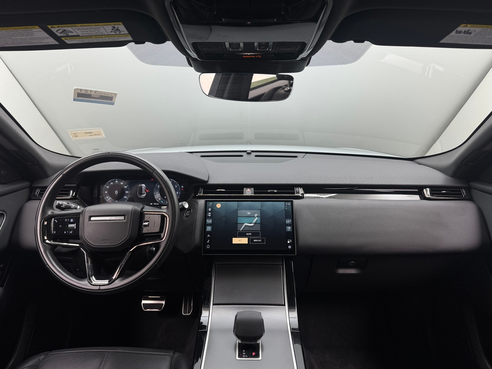 Thumbnail: 2025 Land Rover Range Rover Velar - 2
