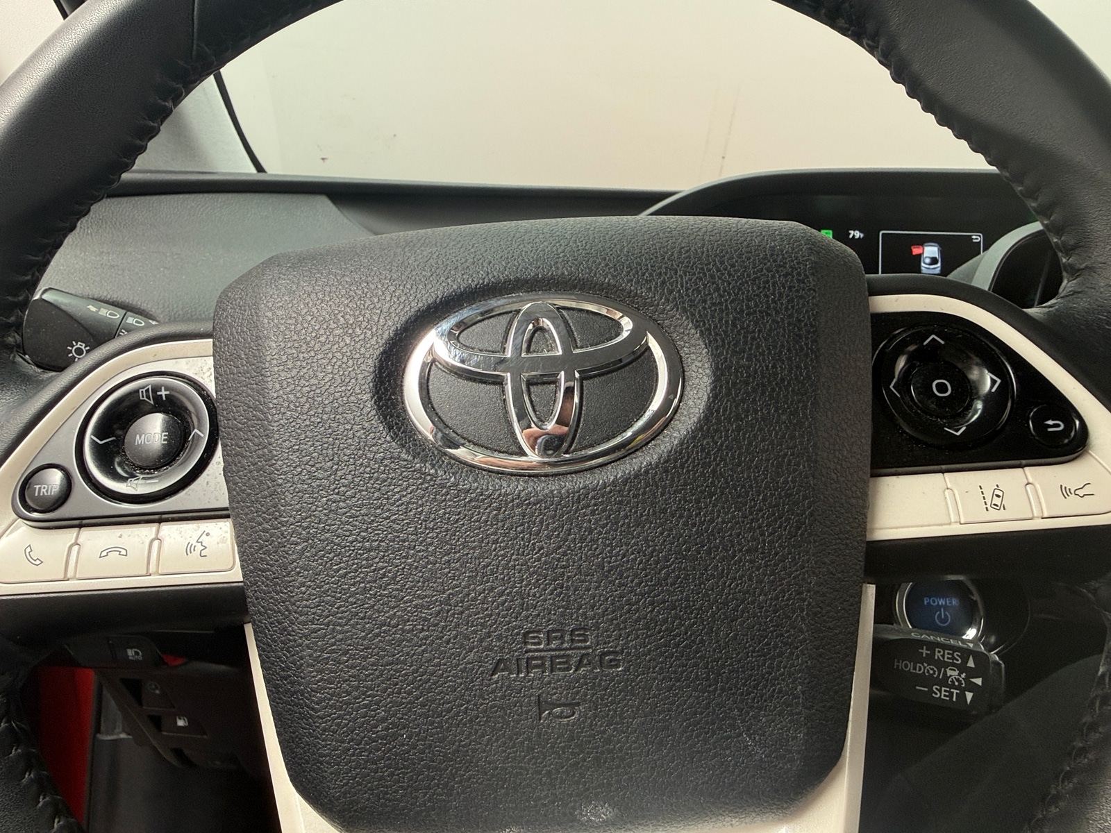 Thumbnail: 2017 Toyota Prius Prime - 5