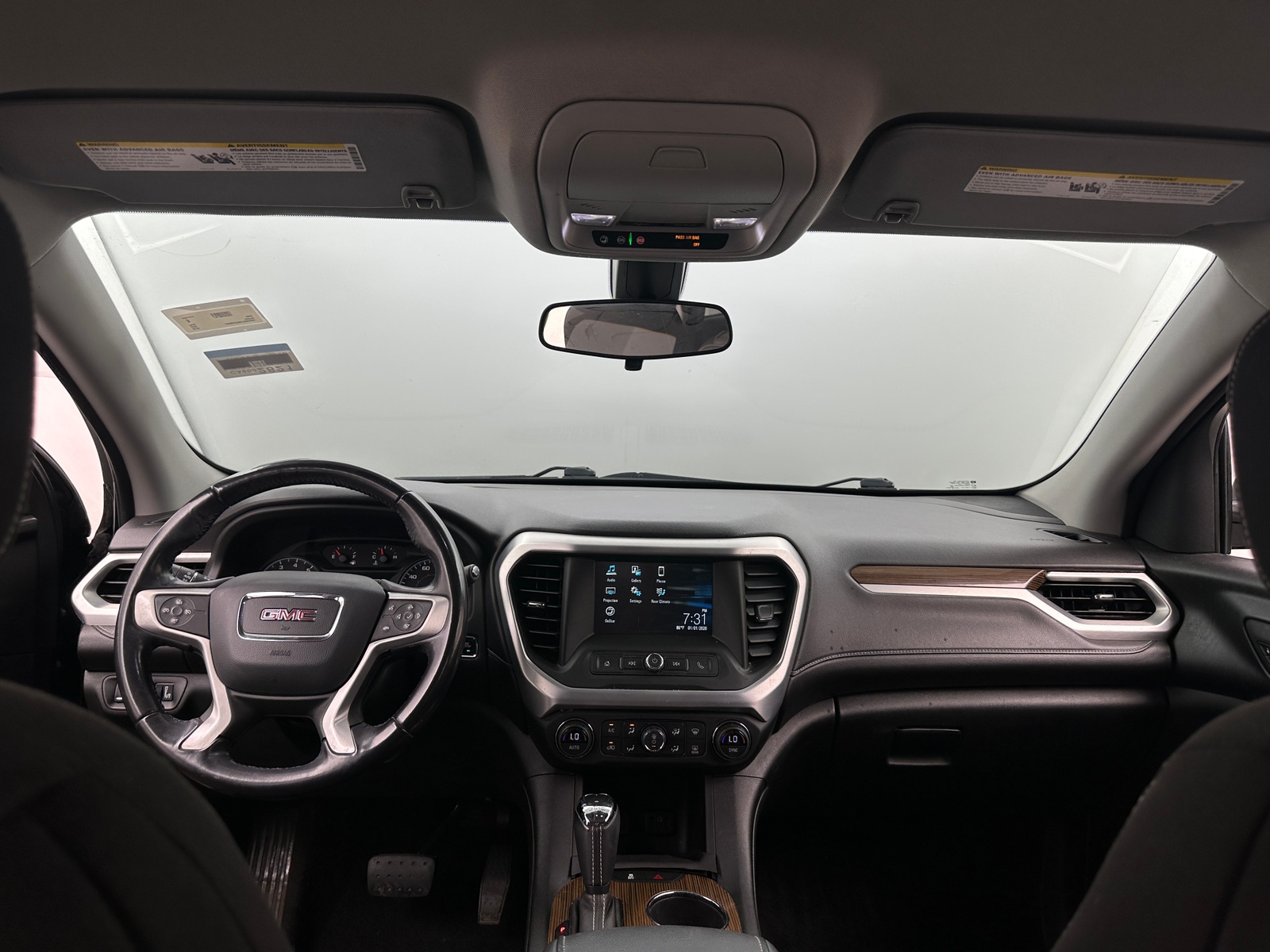 Thumbnail: 2018 GMC Acadia - 3