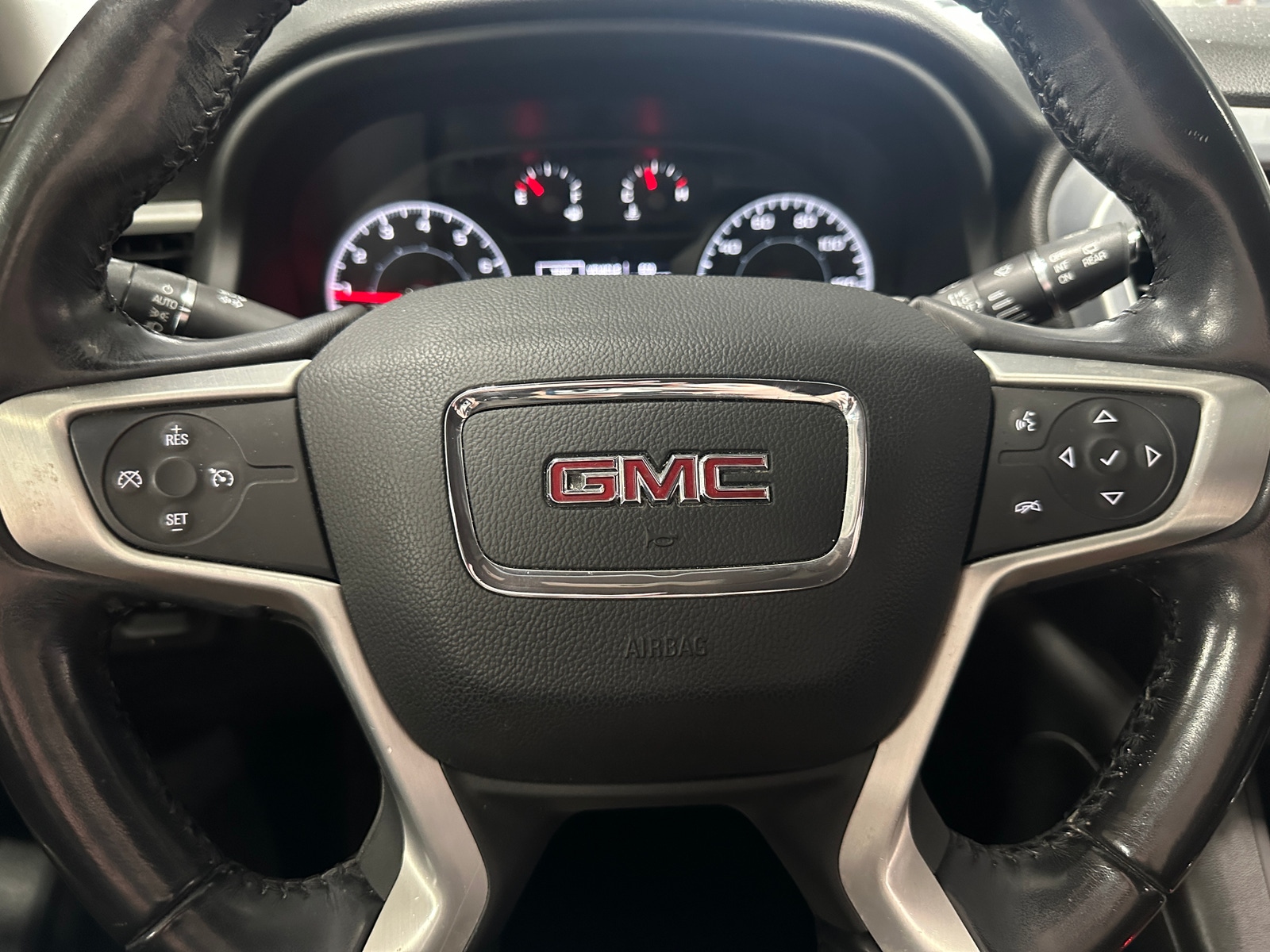 Thumbnail: 2018 GMC Acadia - 5