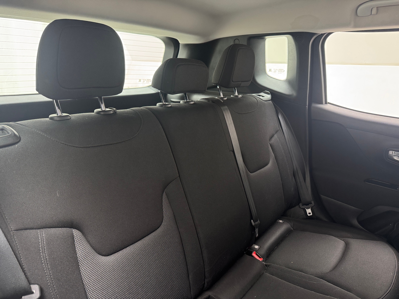 Thumbnail: 2021 Jeep Renegade - 6