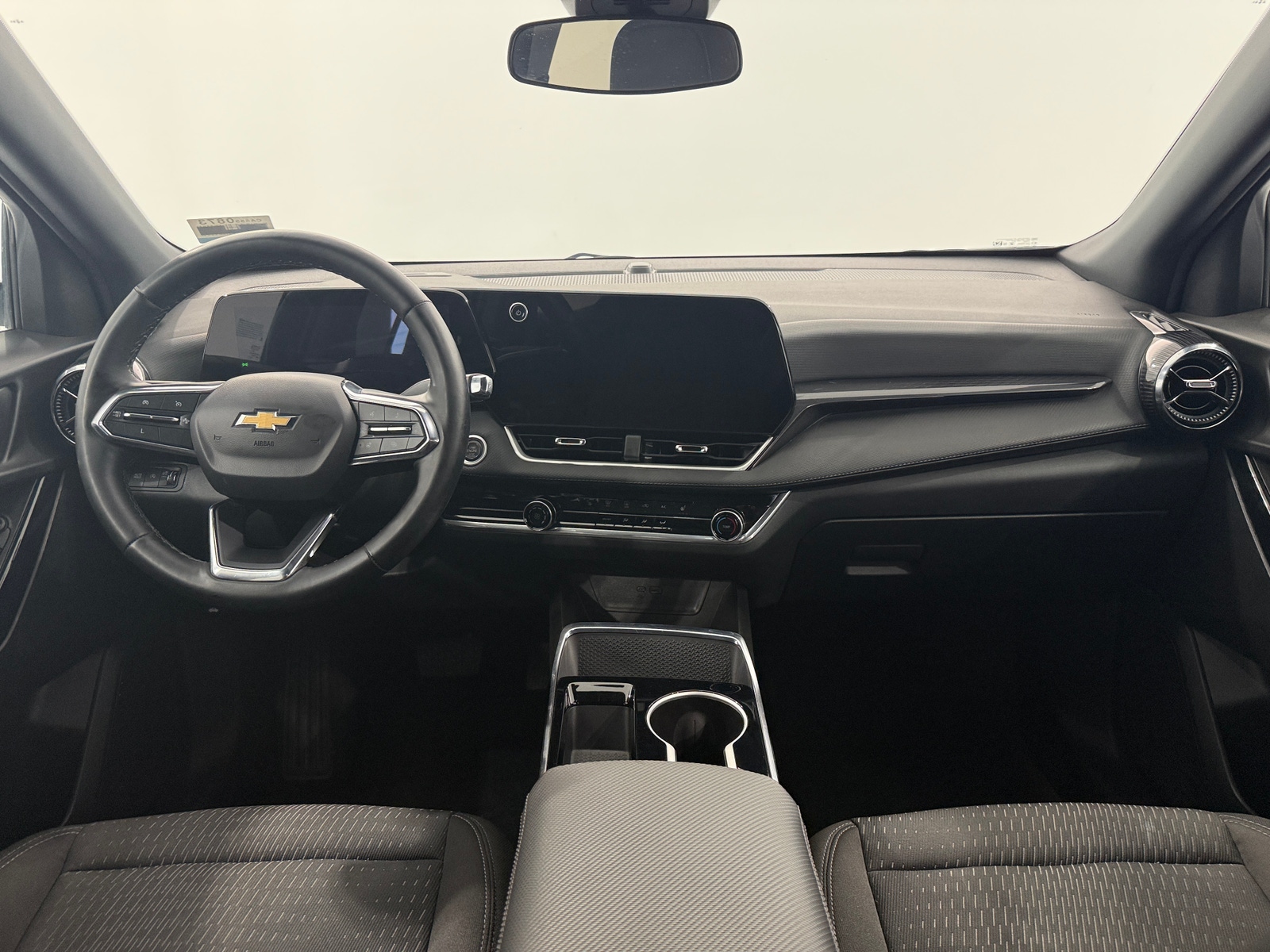 Thumbnail: 2025 Chevrolet Equinox - 3