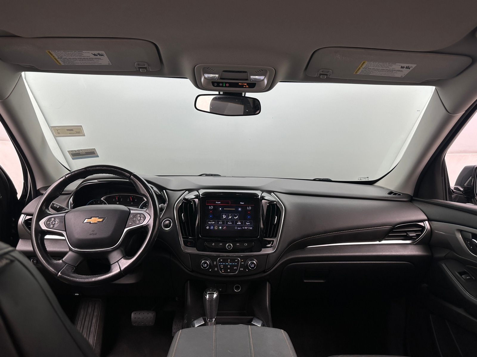 Thumbnail: 2020 Chevrolet Traverse - 2