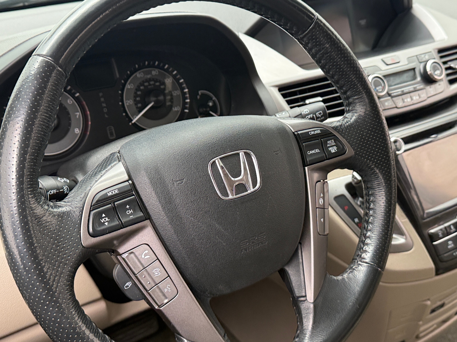 Thumbnail: 2017 Honda Odyssey - 4