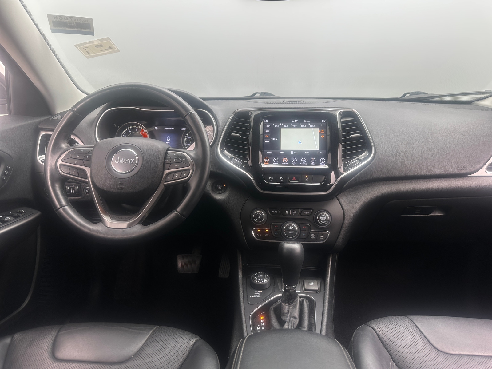 Thumbnail: 2019 Jeep Cherokee - 2
