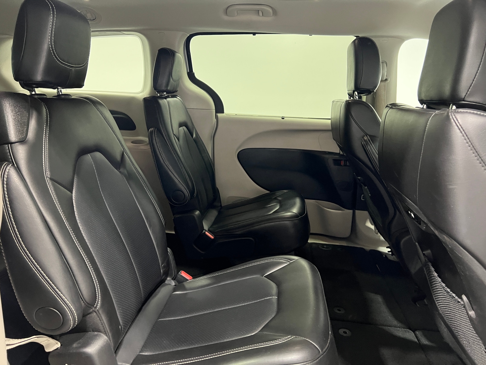 Thumbnail: 2024 Chrysler Pacifica - 5