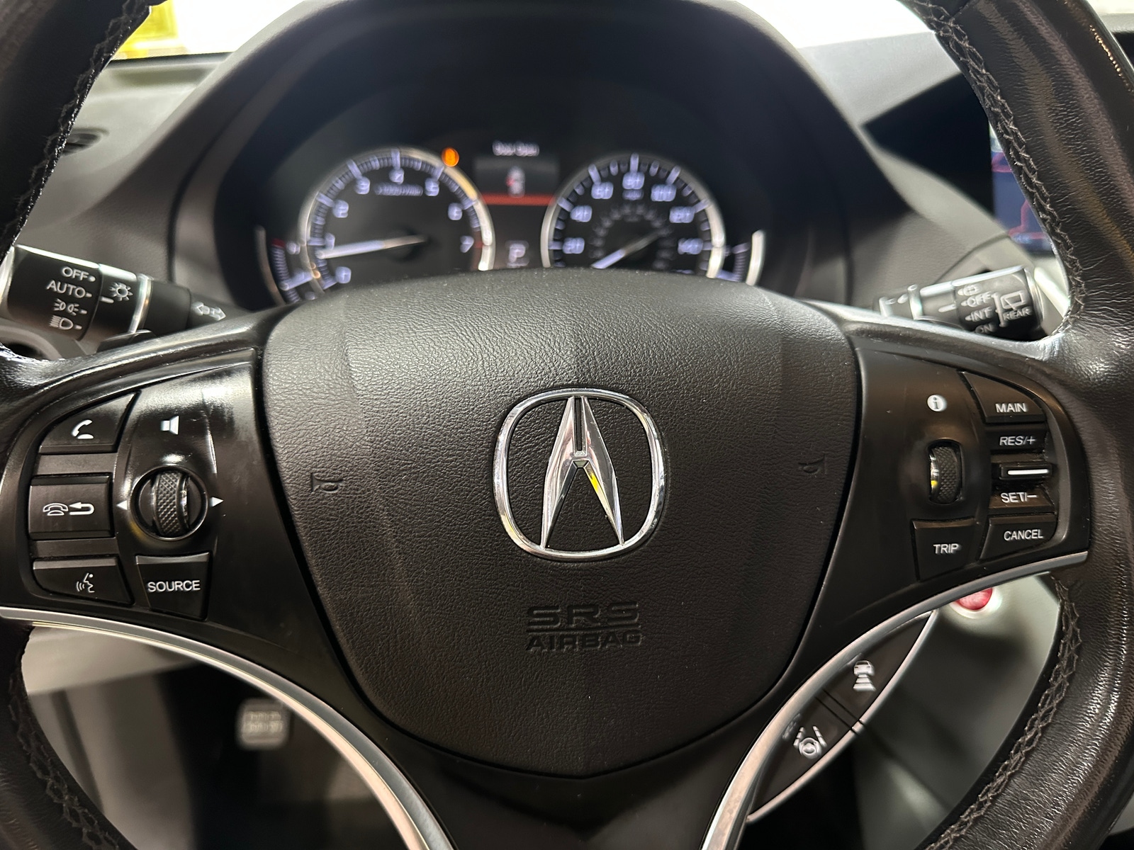 Thumbnail: 2015 Acura MDX - 4