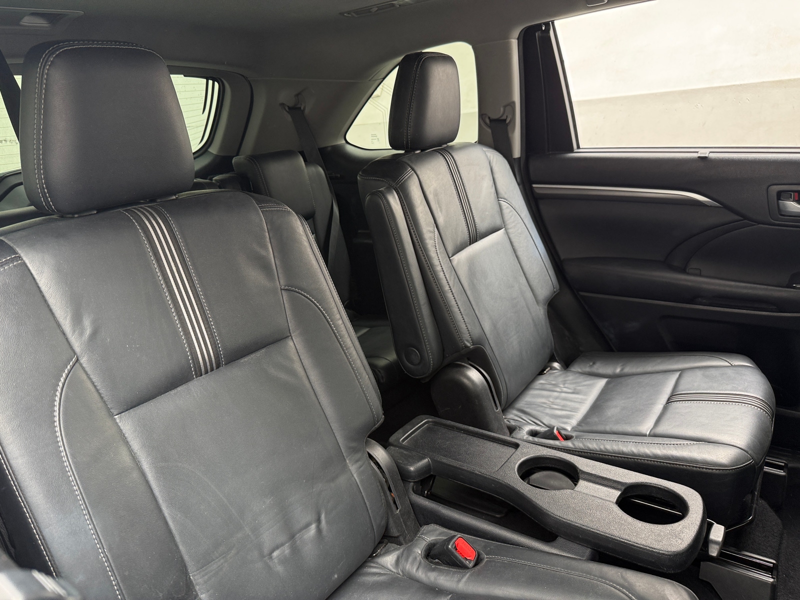 Thumbnail: 2017 Toyota Highlander - 5