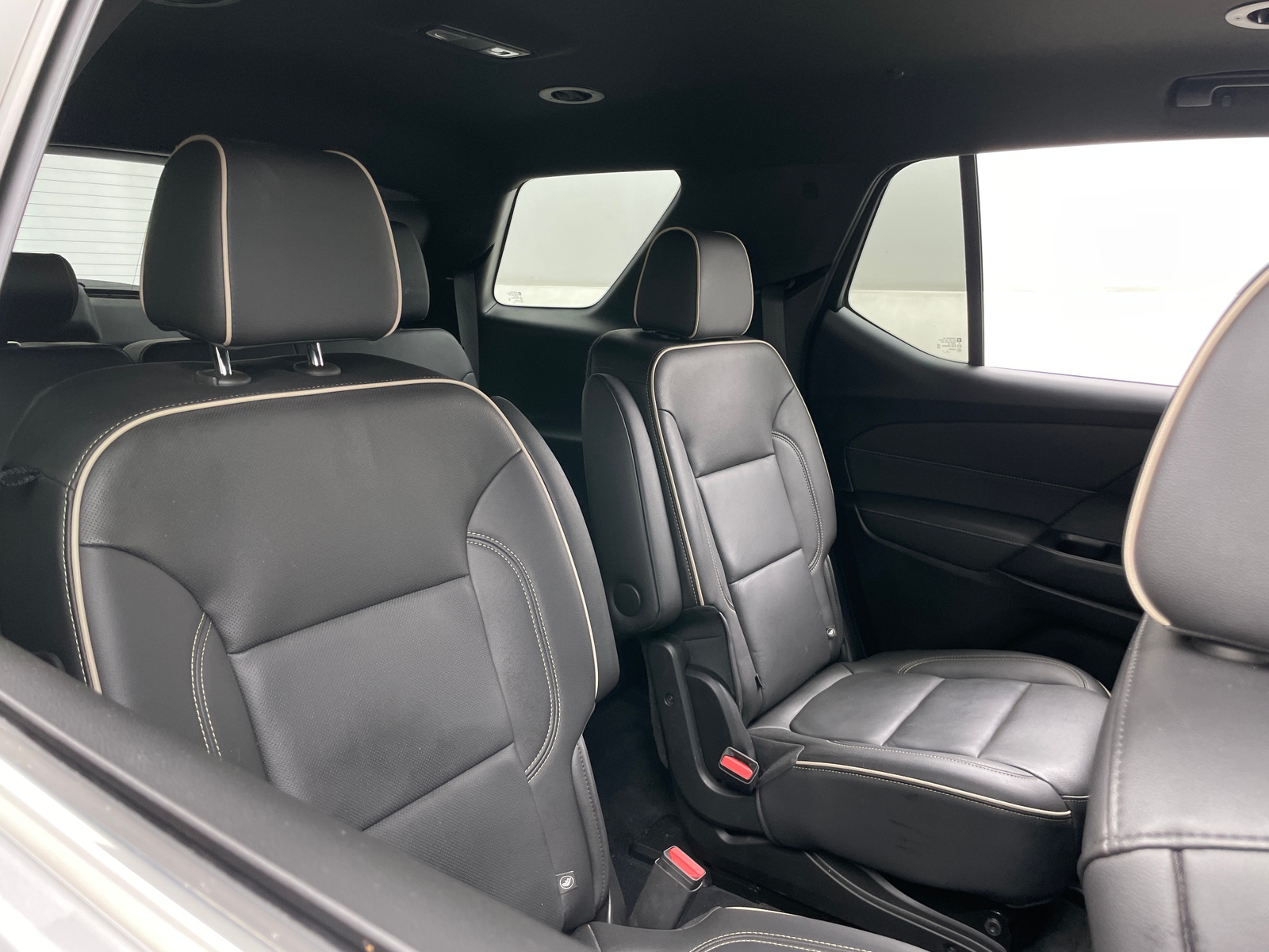 Thumbnail: 2022 Chevrolet Traverse - 5