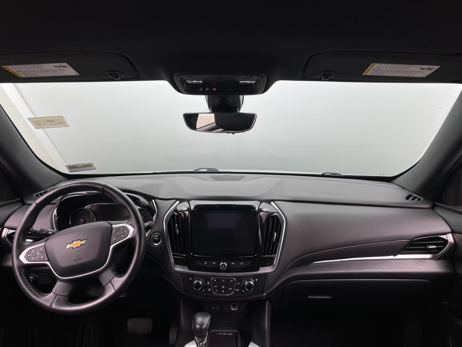 Thumbnail: 2022 Chevrolet Traverse - 2